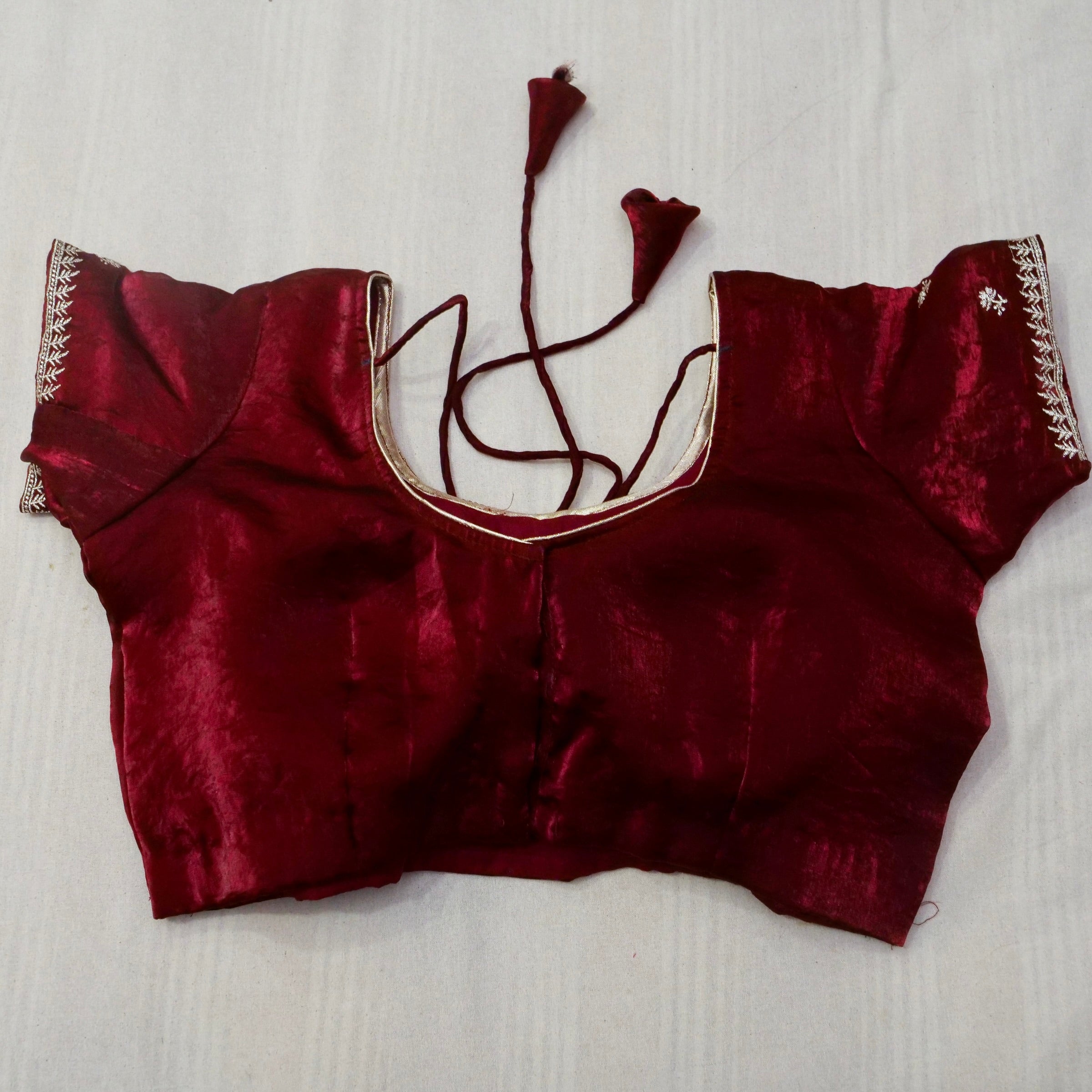 Hibiscus Motifs Designer Saree with Stitched Blouse– Wine Red