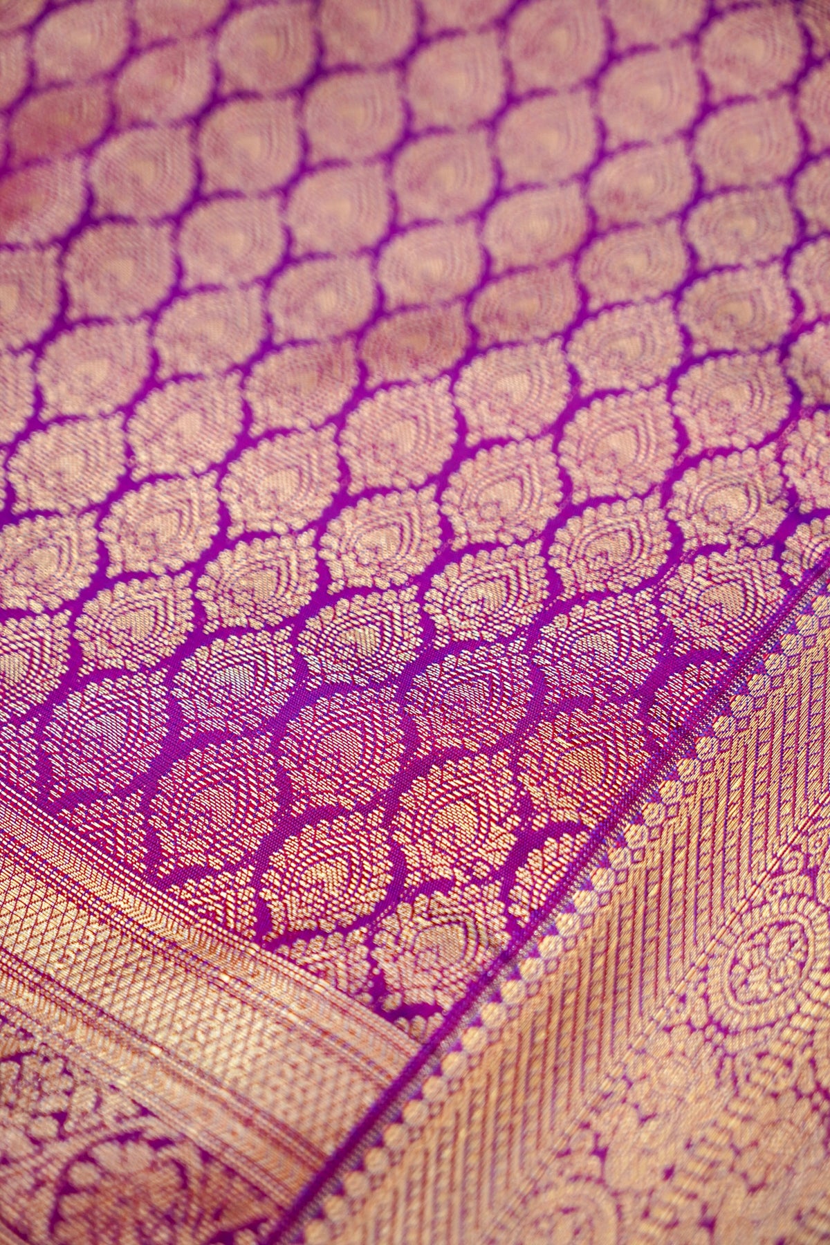 Devyani - Violet Vintage Style Kanjivaram Silk Saree with Magenta Pink Korvai Border