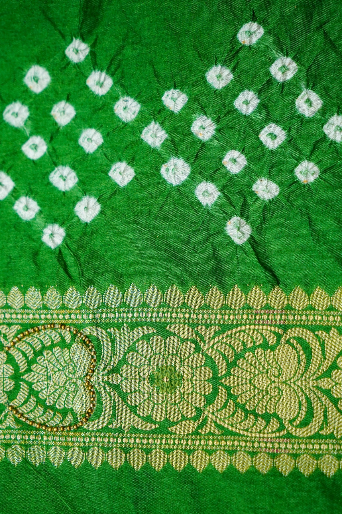 Dual-Tone Paisley Motif Mint and Emerald Green Bandhani Dupion Silk Saree