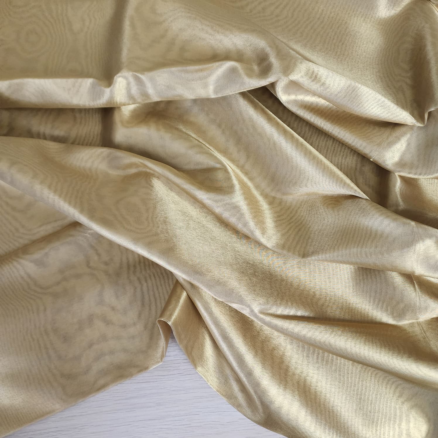 Traditional Kanjivaram Style Tissue Silk Saree in Gold