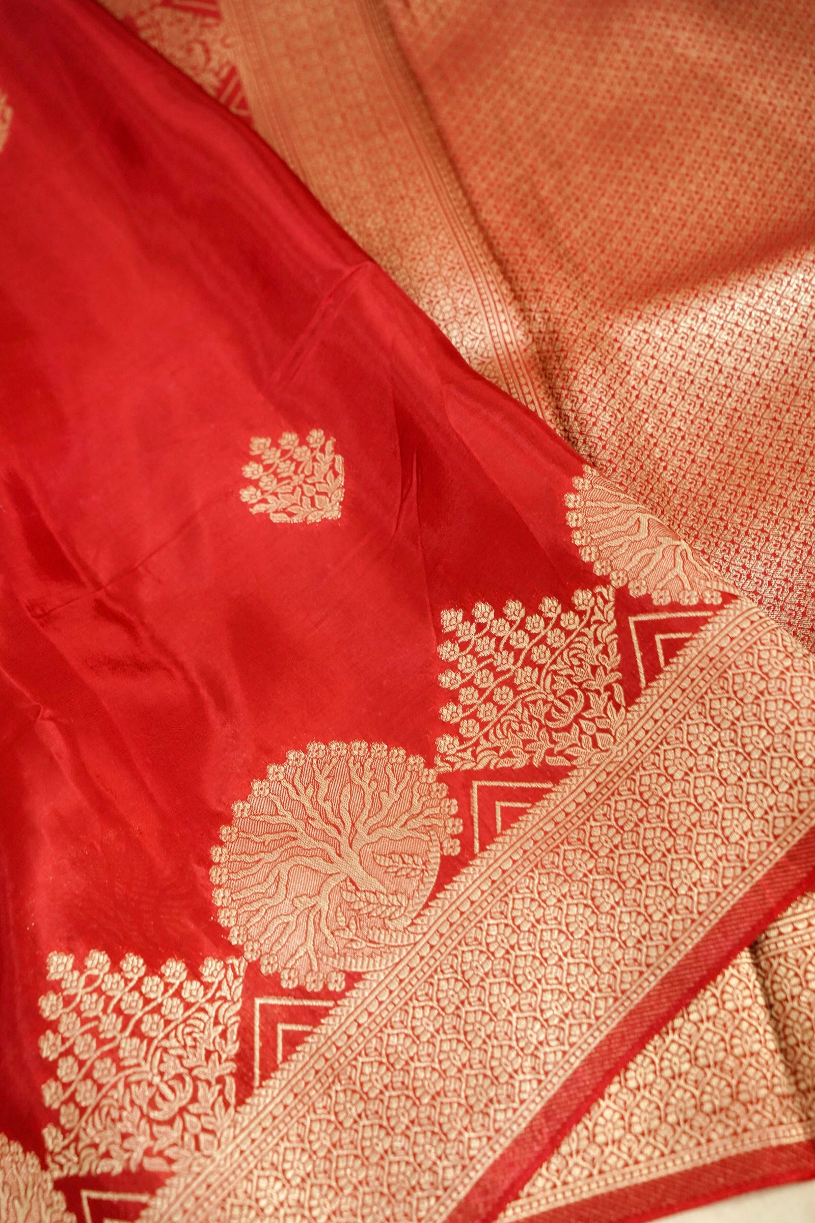 Classic Vermilion Red Muslin Silk Saree with Gold Zari Border