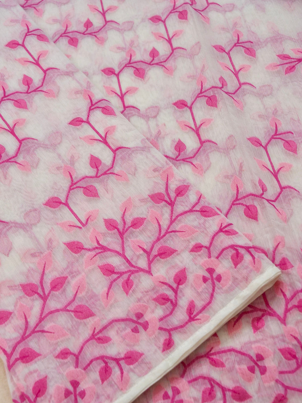 Ivory Jamdhani Style Saree with Pink Geometric Floral Pattern