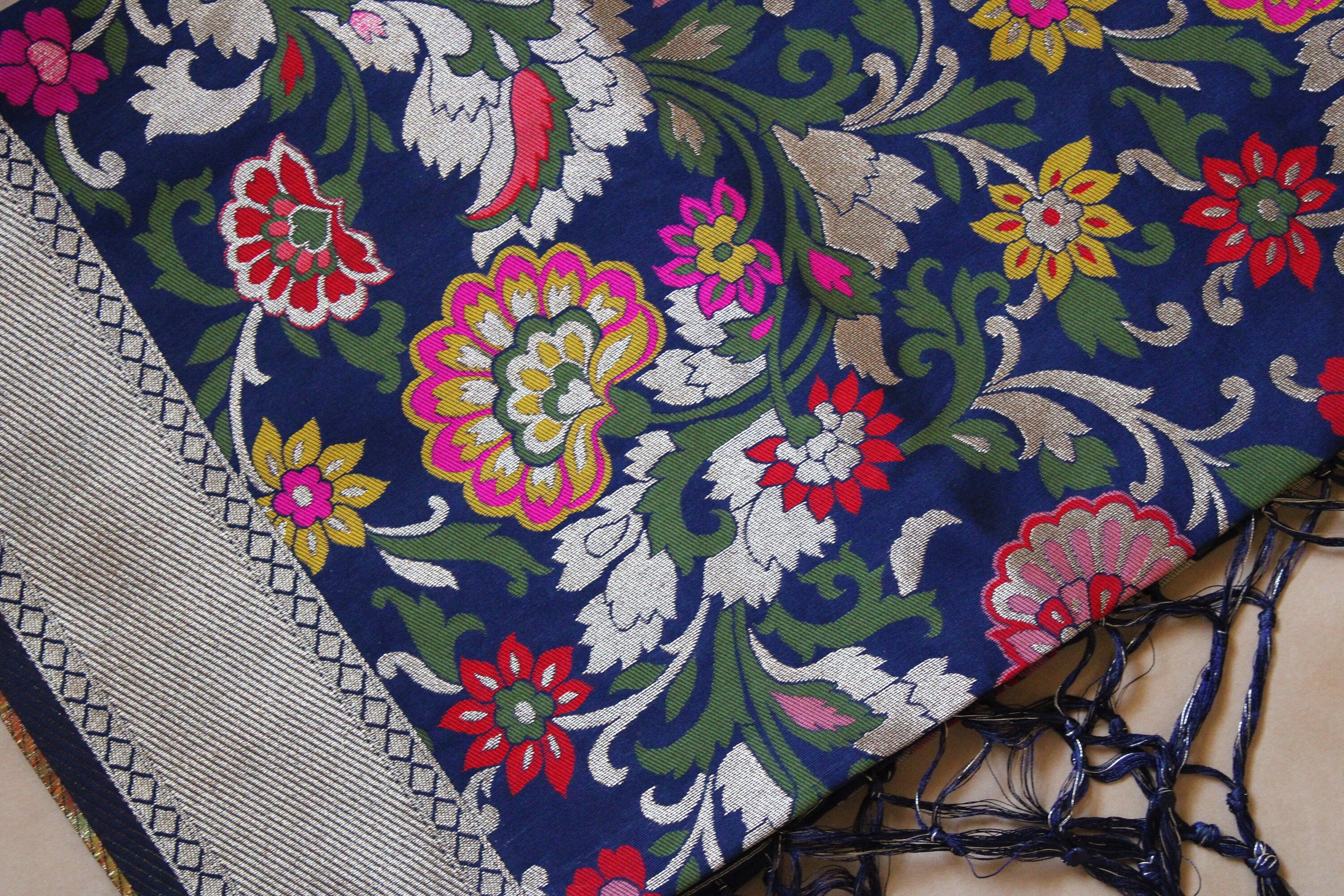 Banarasi Silk Navy Blue Dupatta with multicolor floral handweaving
