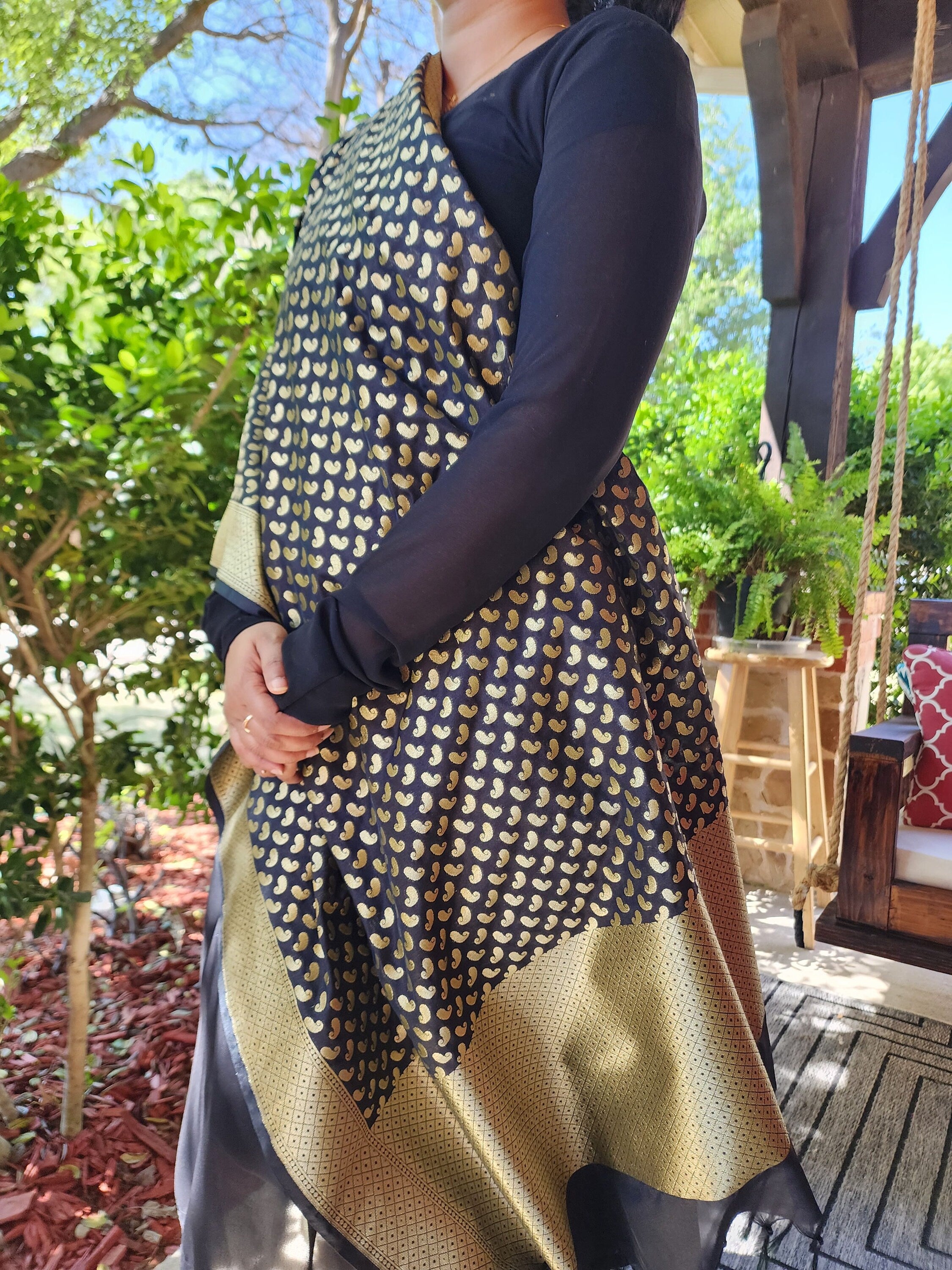 Banarasi Silk Black Dupatta with gold handweaving