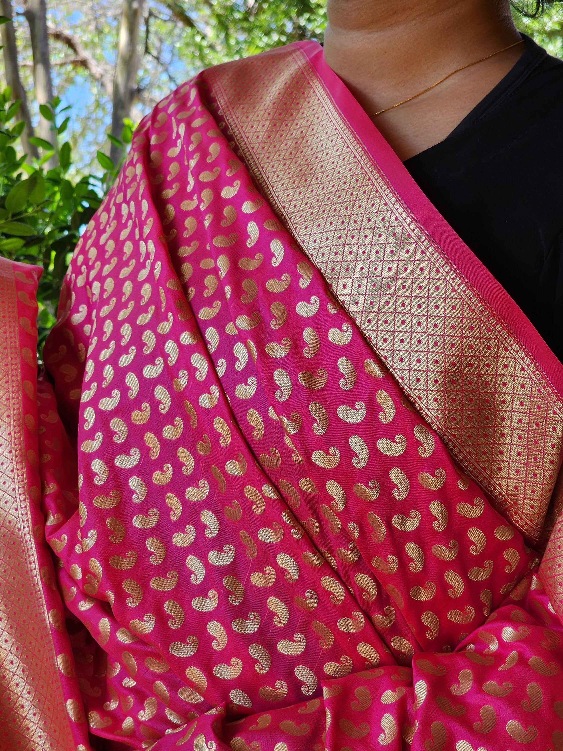 Pink Banarasi Silk Dupatta with Gold Kairi Motifs and Intricate Zari Border