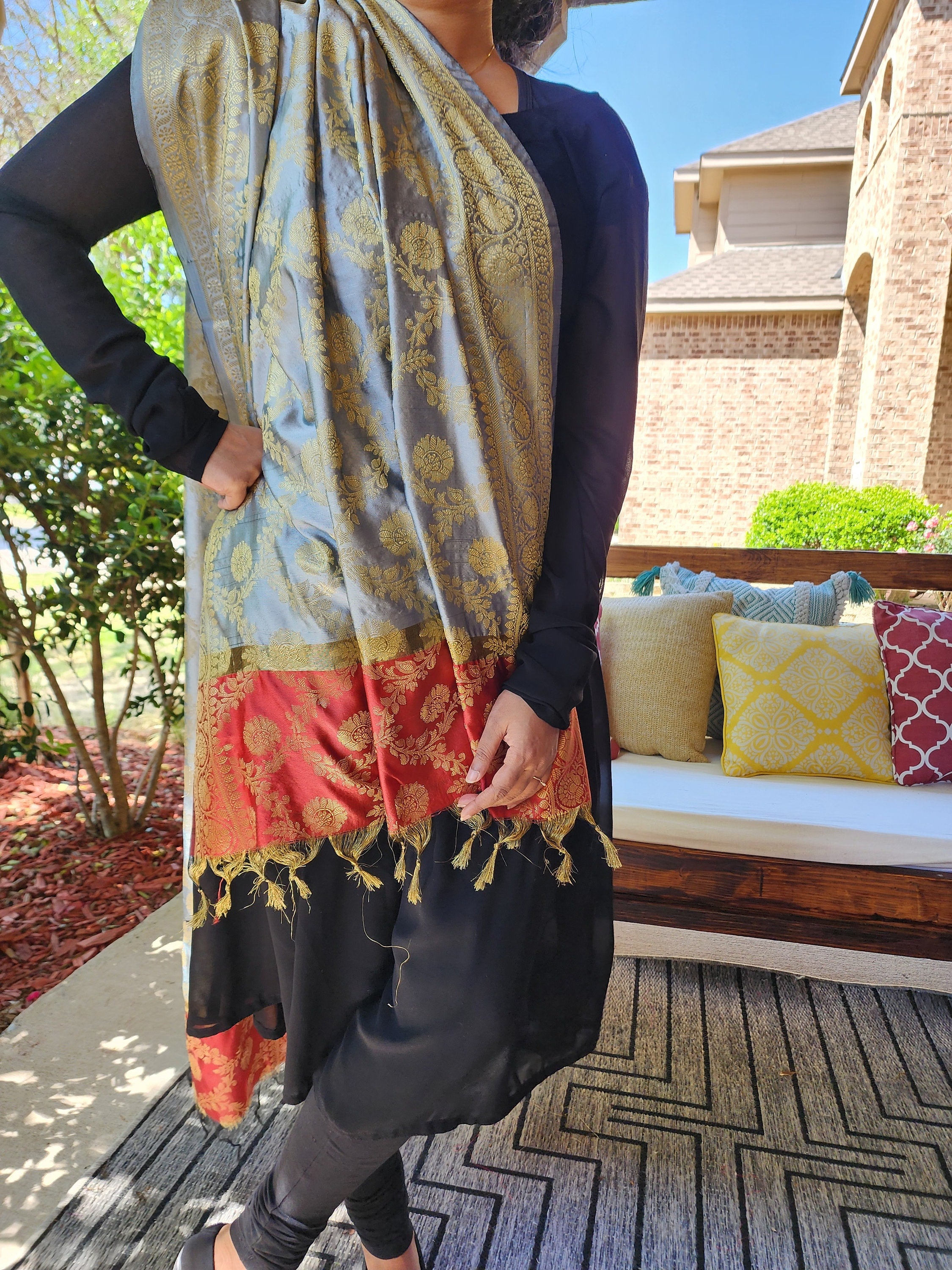 Banarasi Gray and Red Dual Color Silk Dupatta with gold weaving