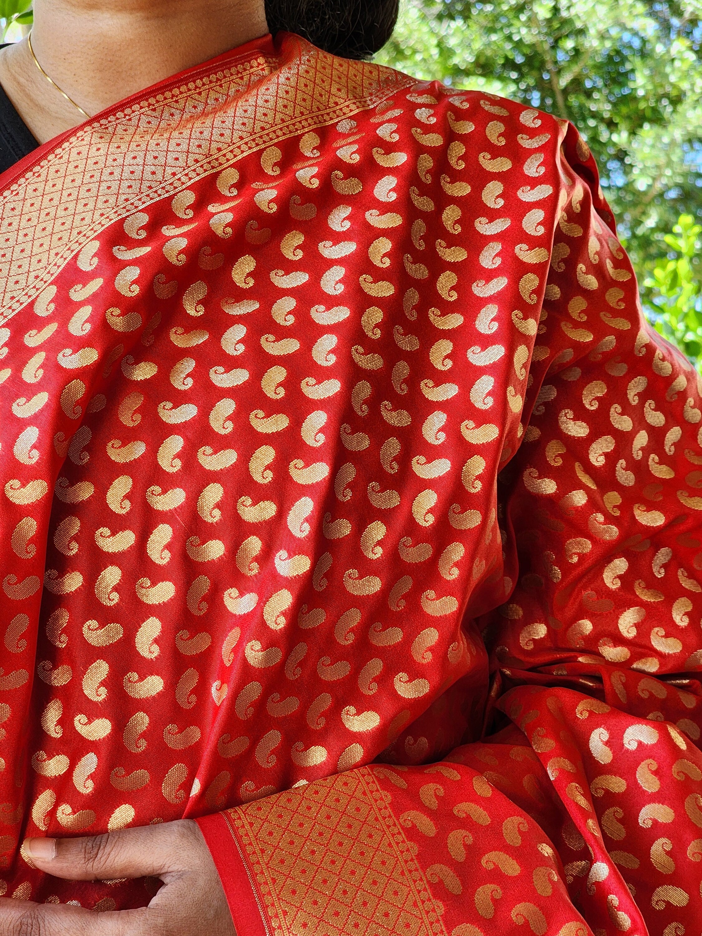 Red Banarasi Silk Dupatta with Gold Kairi Motifs and Intricate Zari Border