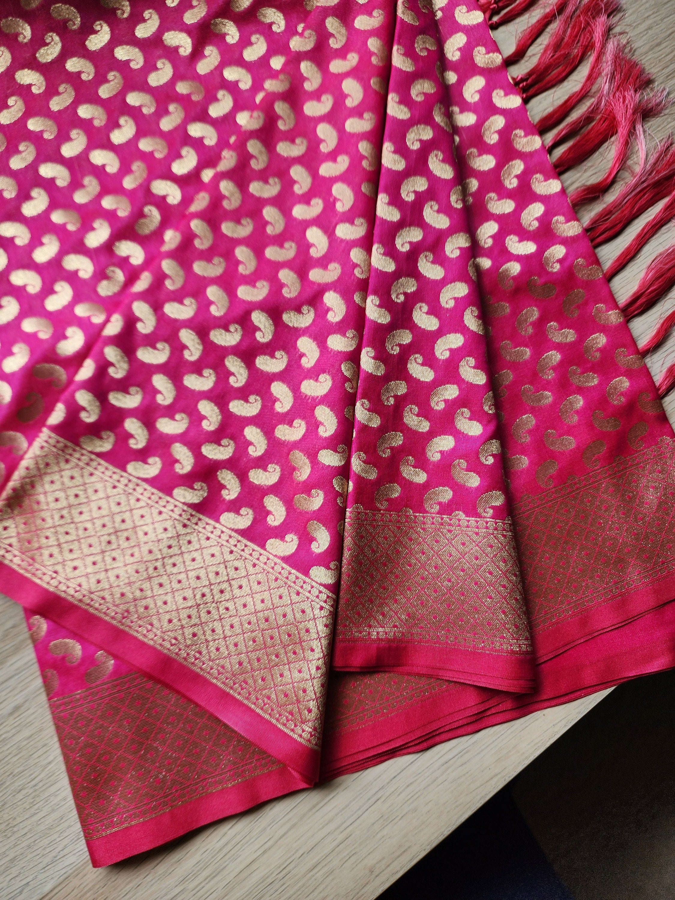 Pink Banarasi Silk Dupatta with Gold Kairi Motifs and Intricate Zari Border