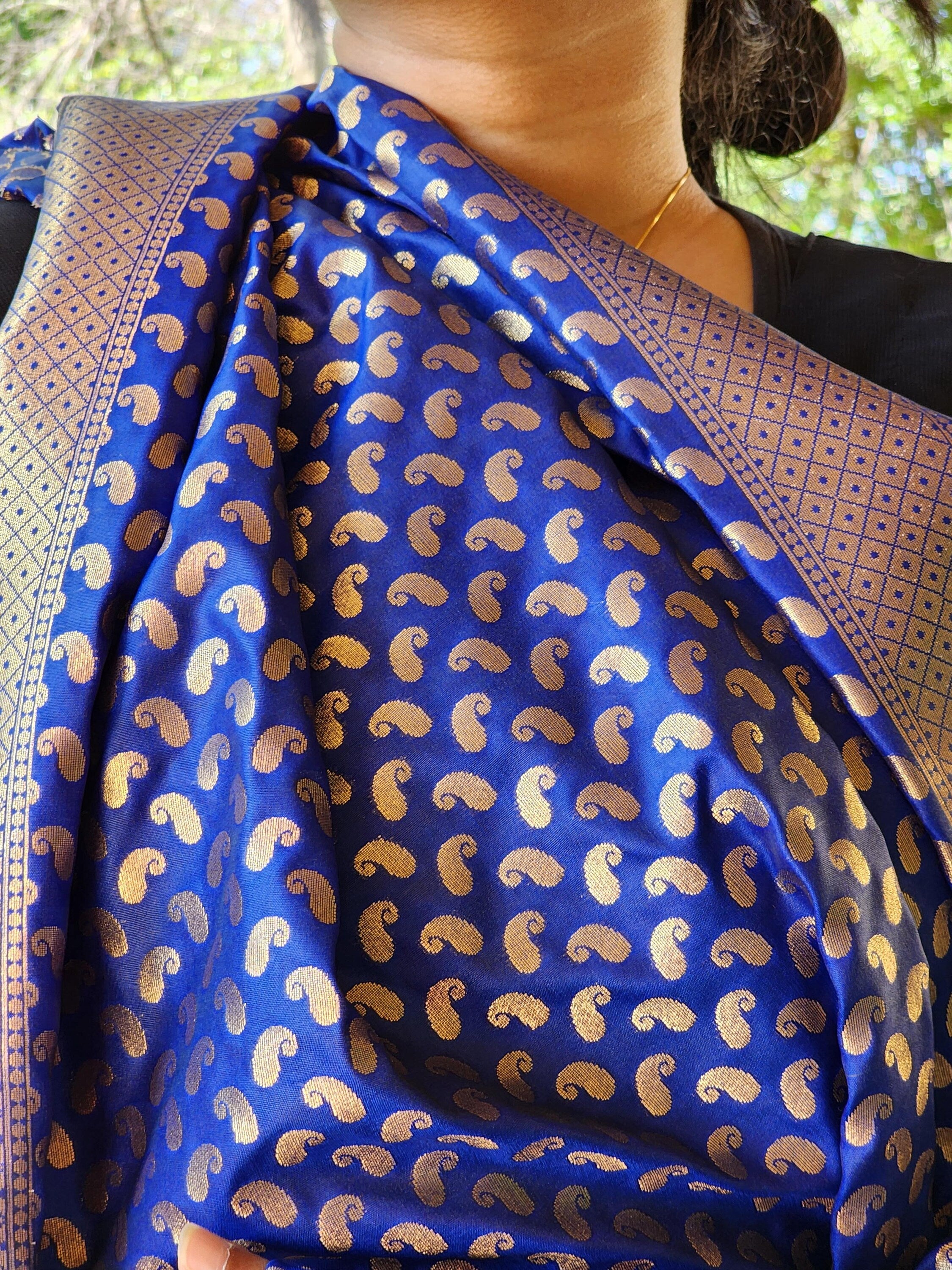 Royal Blue Banarasi Silk Dupatta with Gold Kairi Motifs and Intricate Zari Border