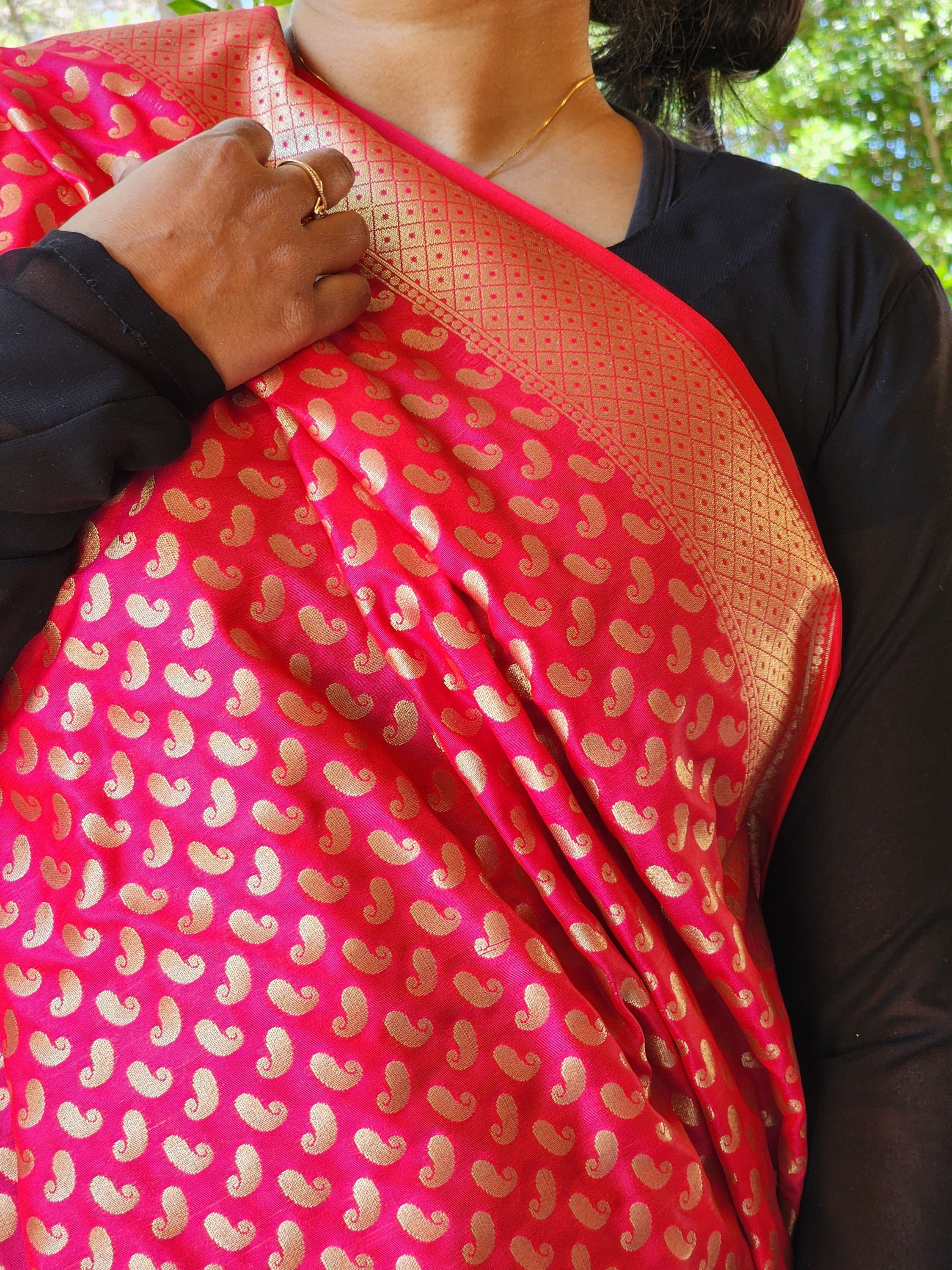 Bubble Gum Pink Banarasi Silk Dupatta with Gold Kairi Motifs and Intricate Zari Border