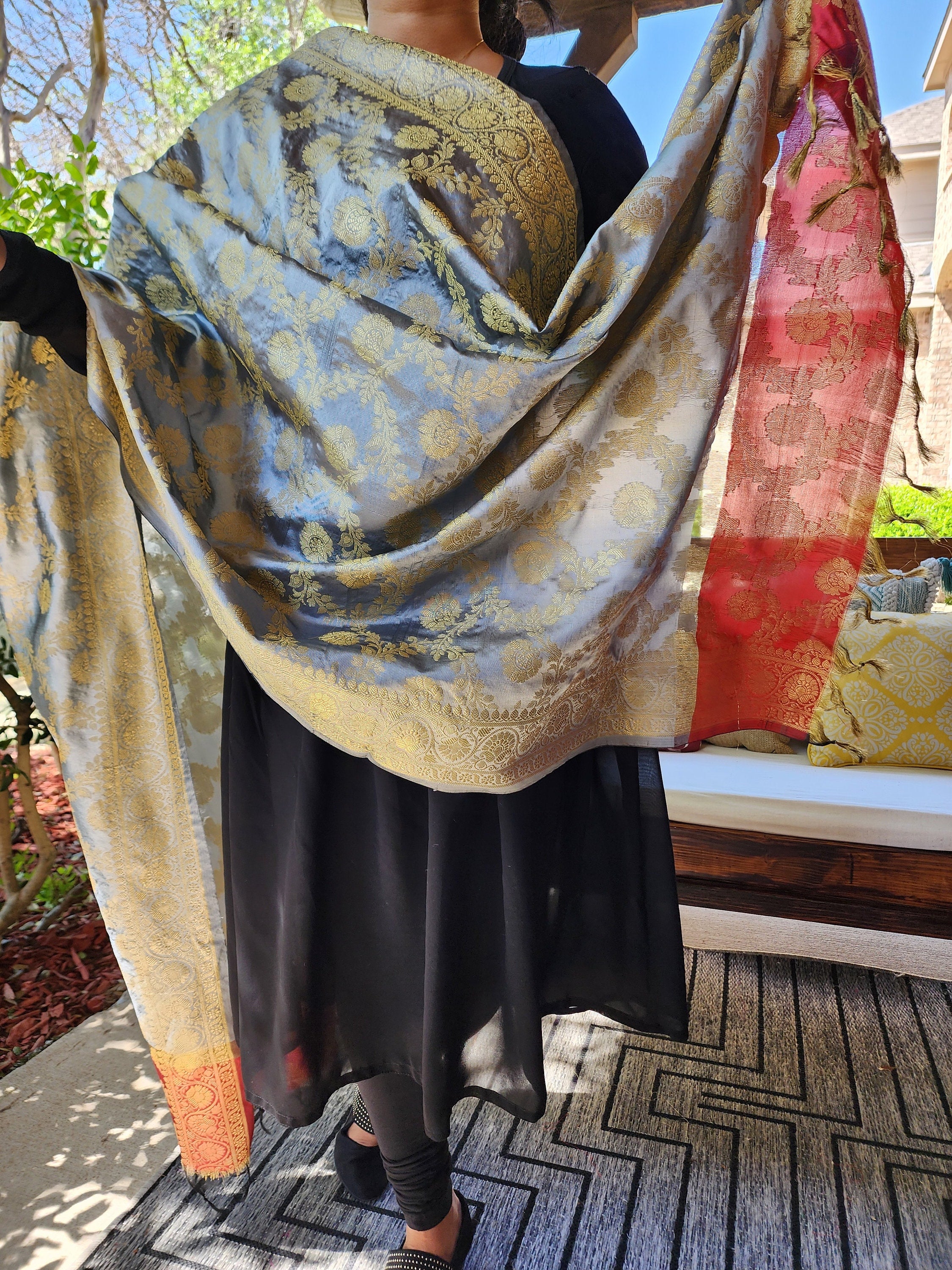 Banarasi Gray and Red Dual Color Silk Dupatta with gold weaving