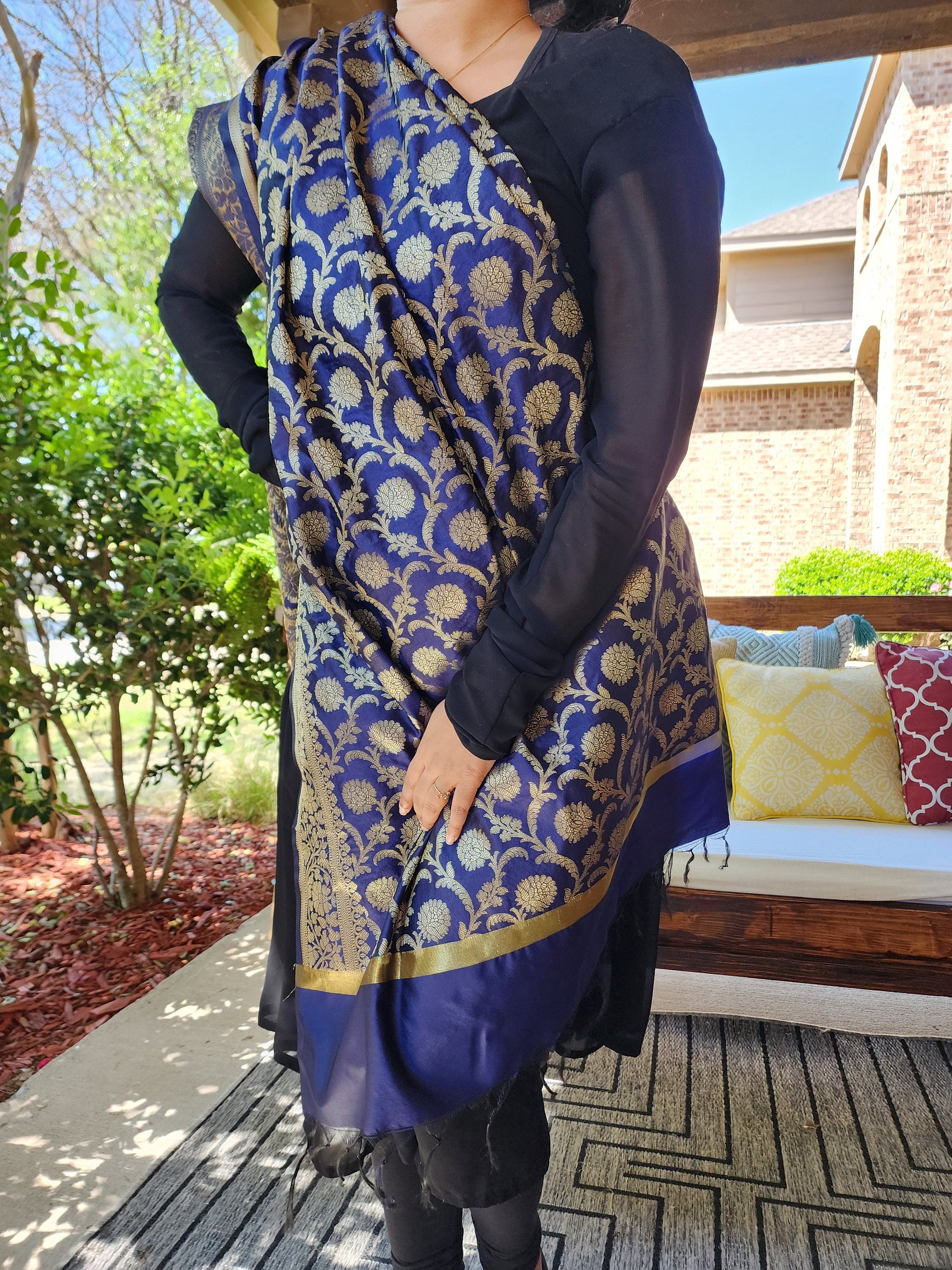Banarasi Dark Gunmetal Gray Silk Dupatta with gold weaving