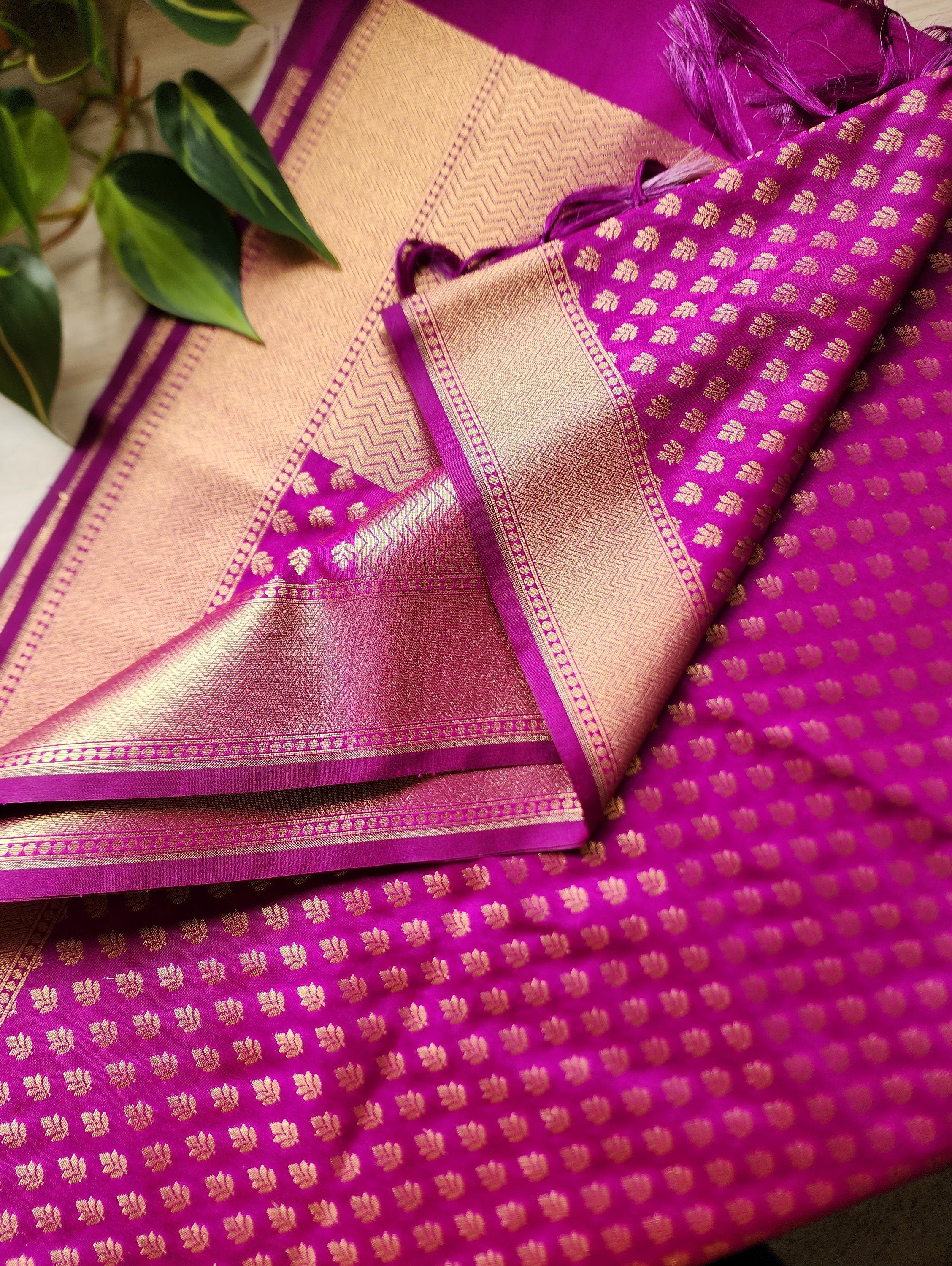 Banarasi Silk Purple Color Dupatta with gold handweaving