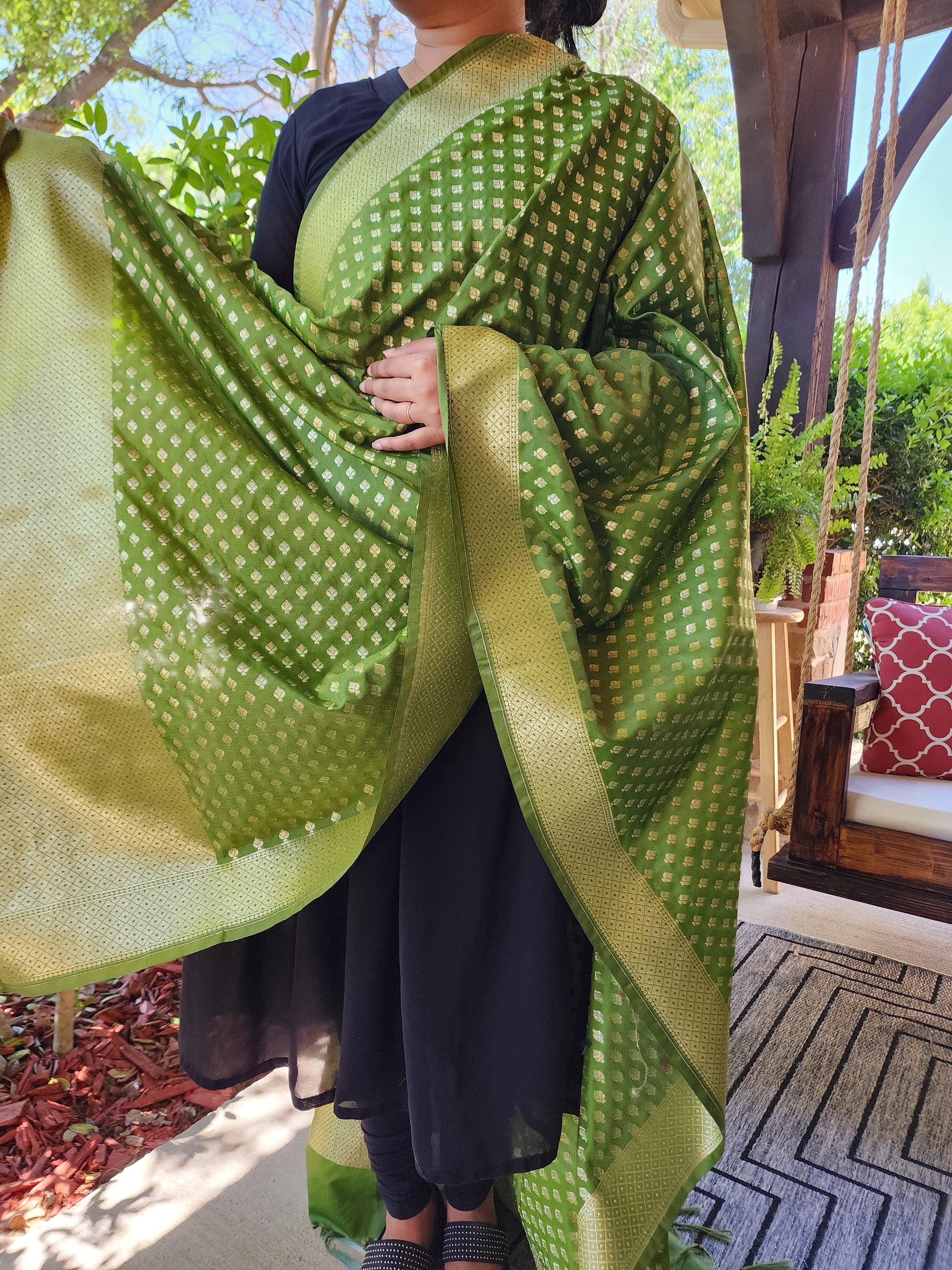 Banarasi Silk Light Green Dupatta with gold handweaving