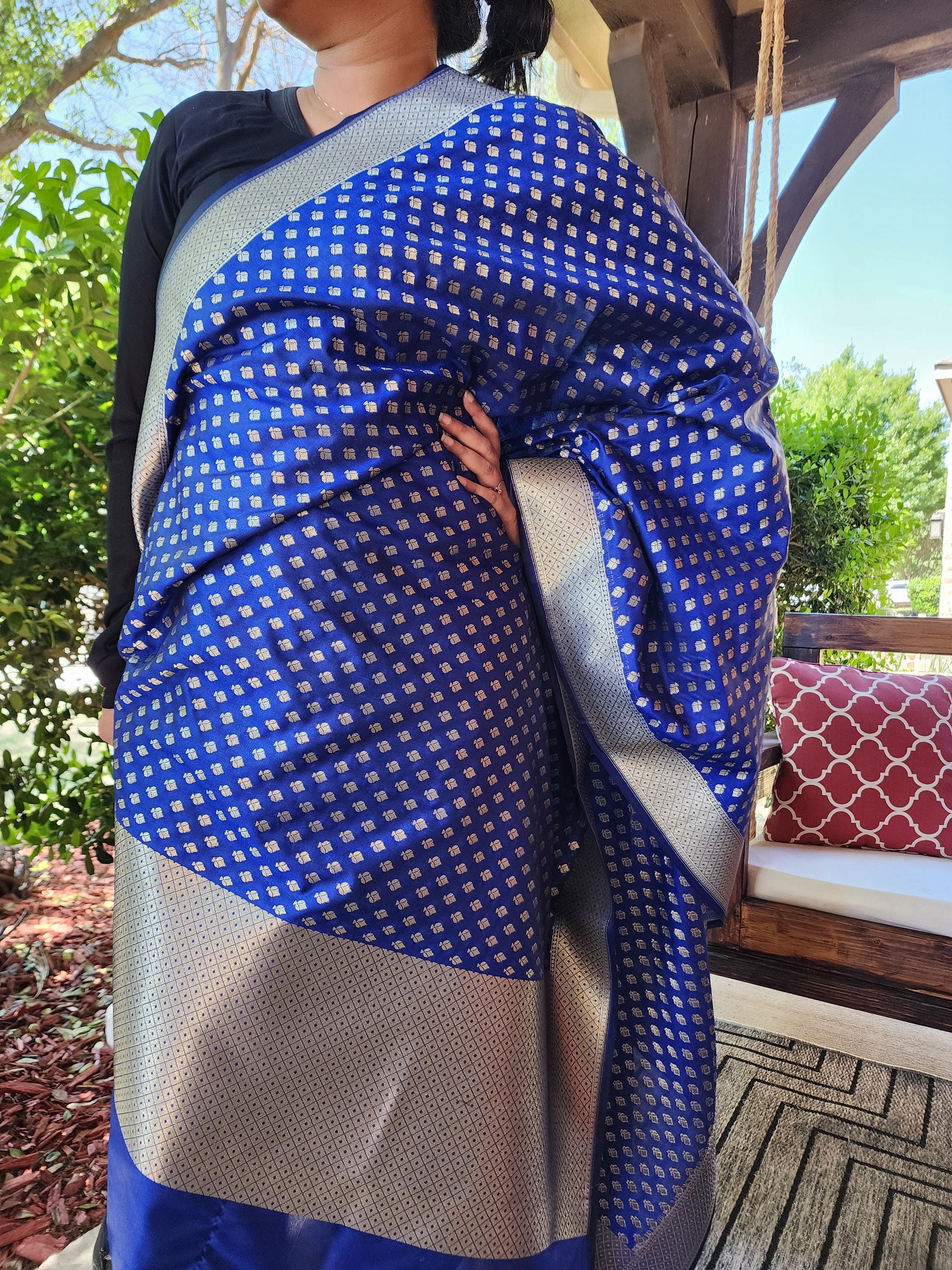 Banarasi Silk Royal Blue Dupatta with gold handweaving
