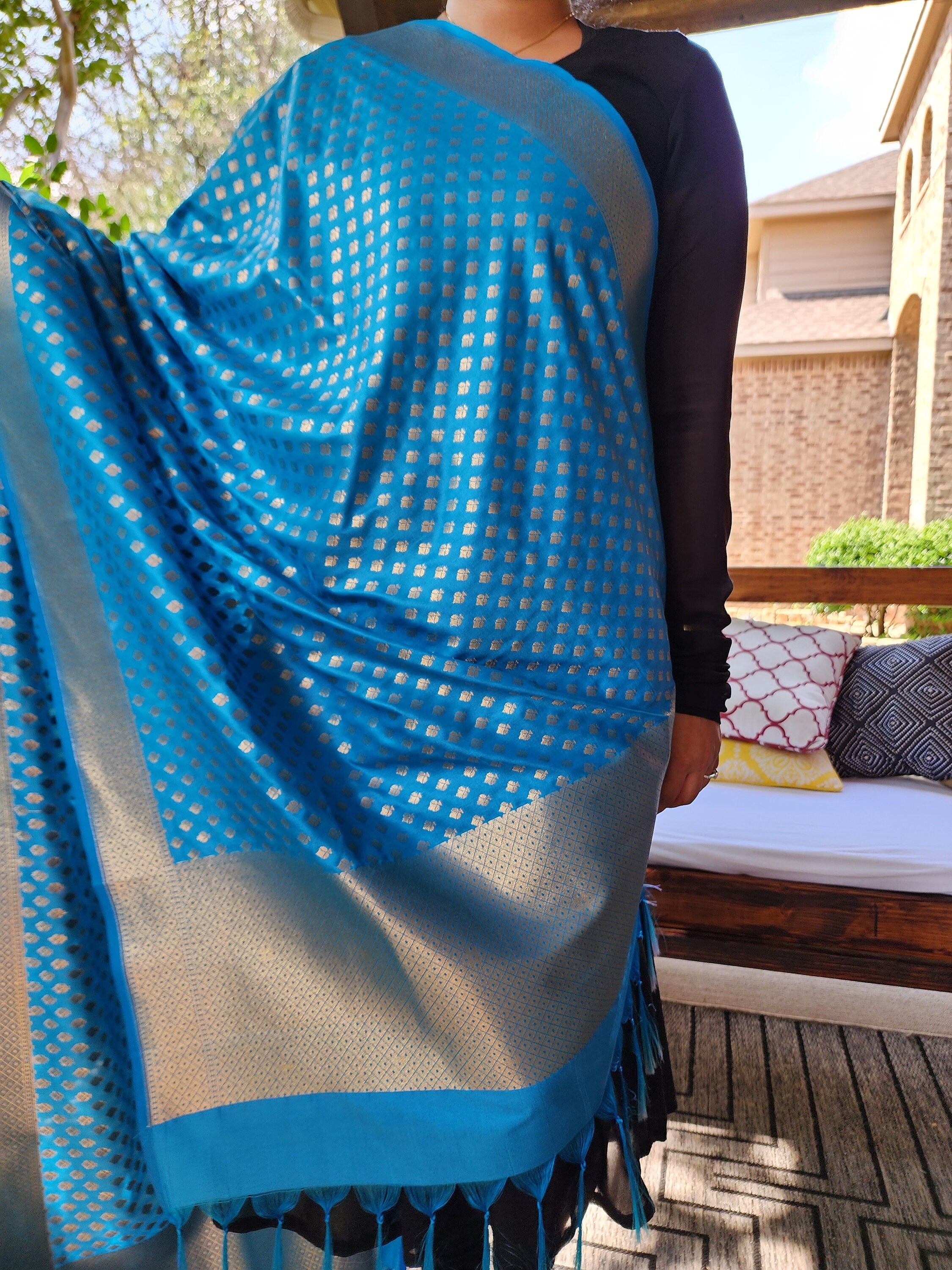 Azure Blue Banarasi Silk Dupatta with Gold Leaf Motifs and Intricate Zari Border