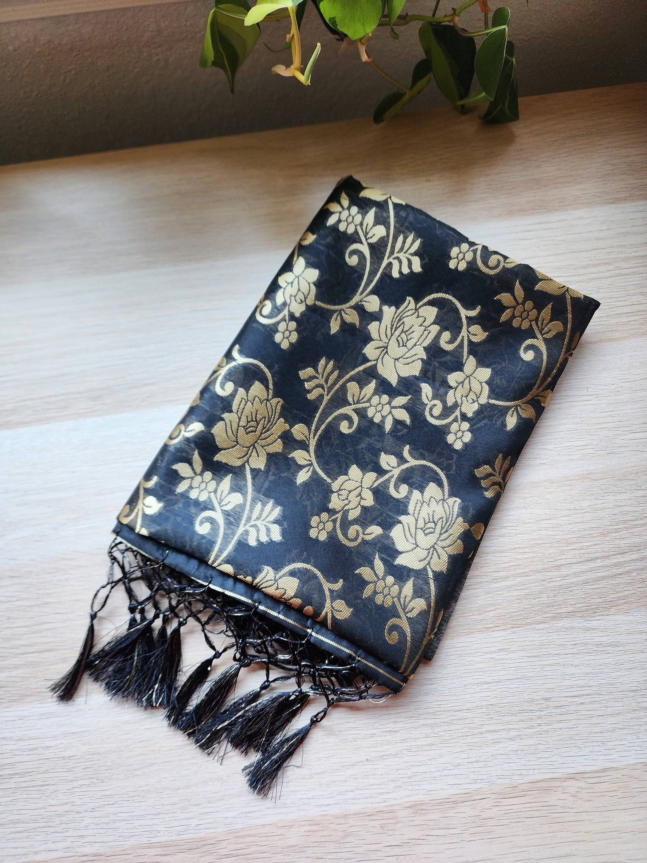 Banarasi Silk Handwoven Black Dupatta with golden weaving