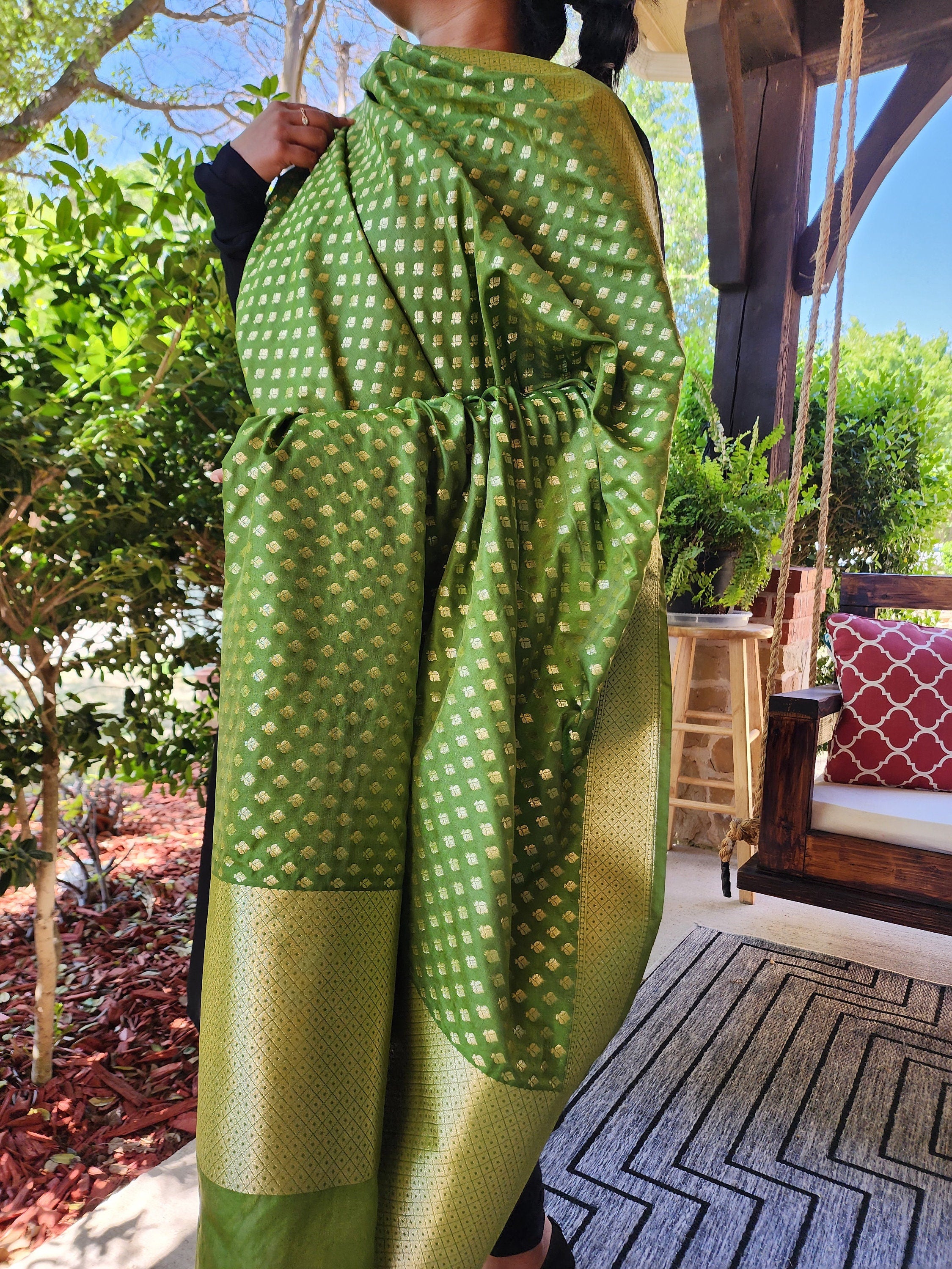 Banarasi Silk Light Green Dupatta with gold handweaving