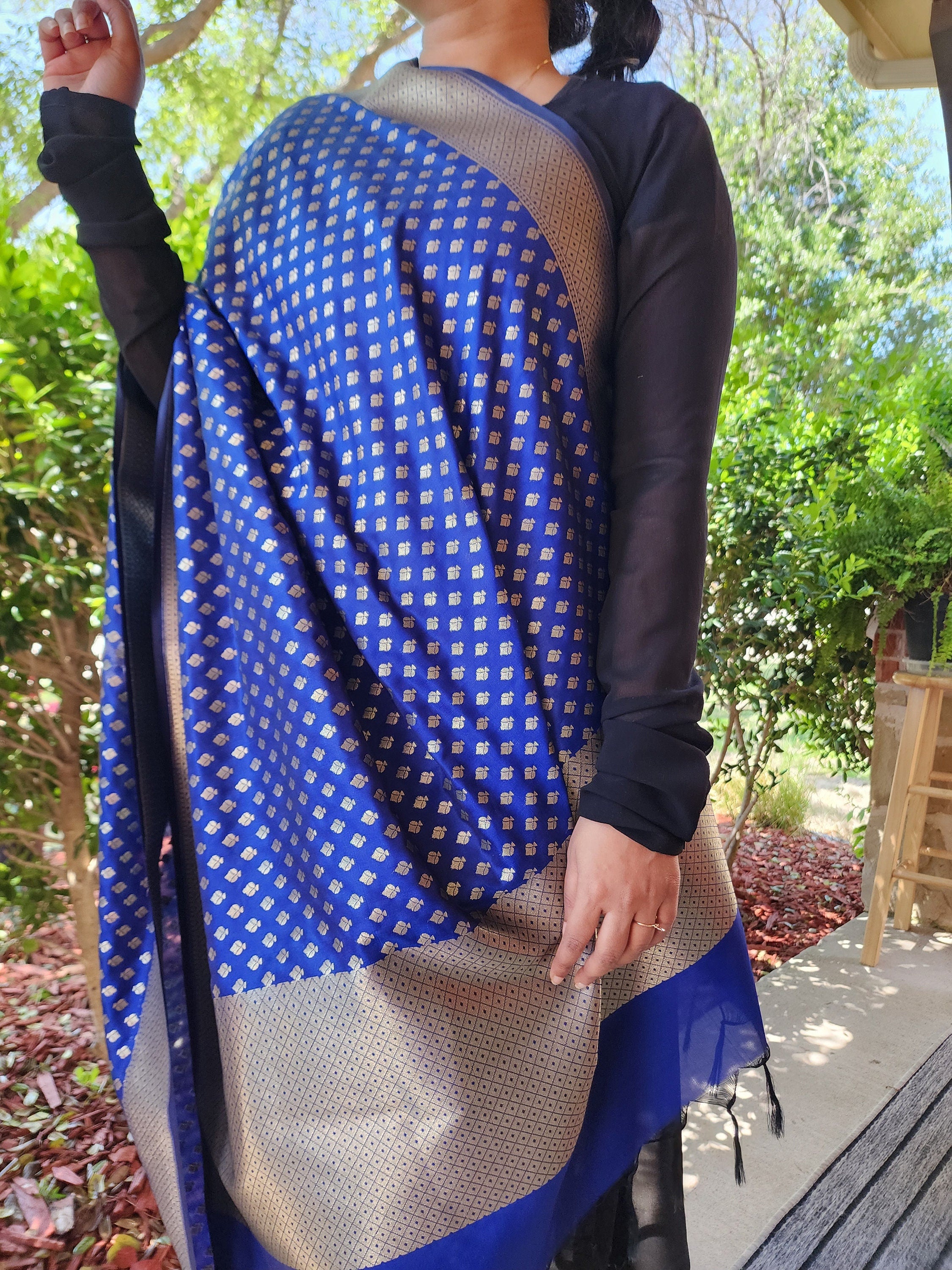 Banarasi Silk Royal Blue Dupatta with gold handweaving