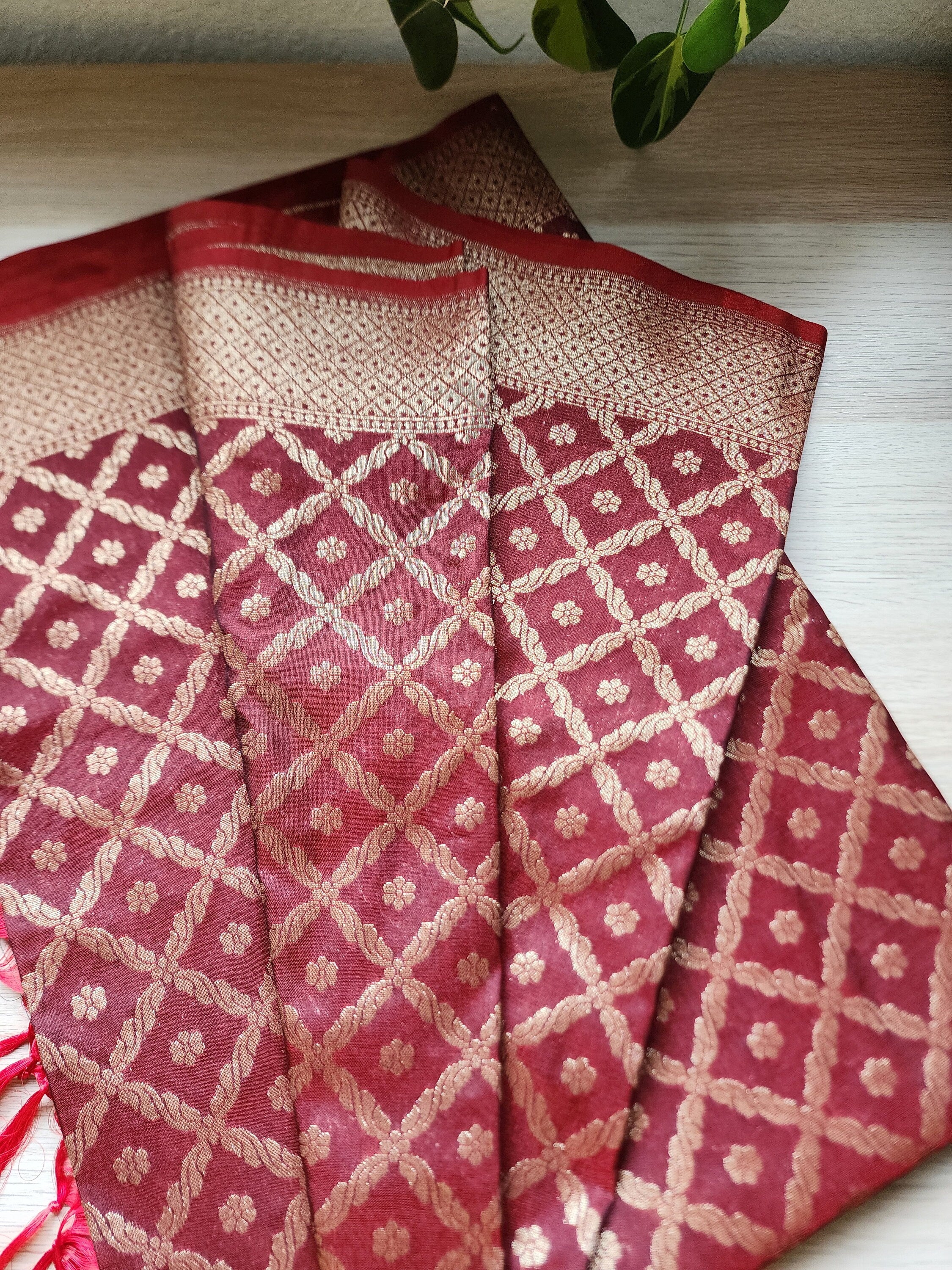 Banarasi Silk Brown Dupatta with handwoven Golden threads