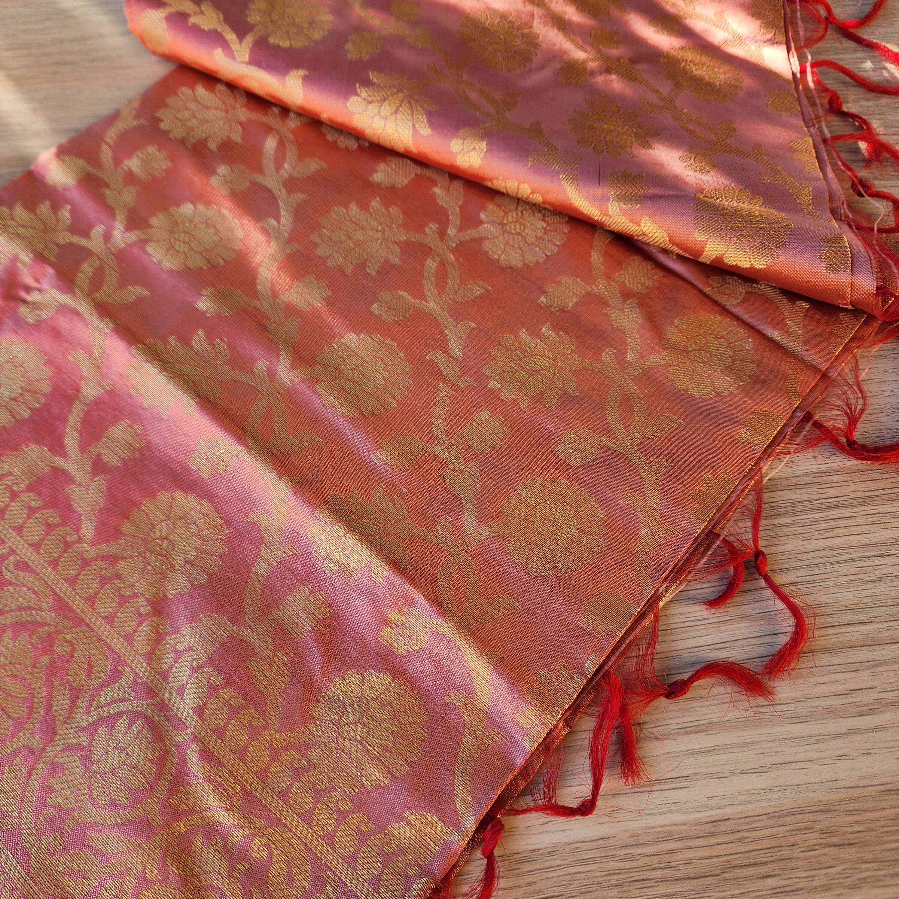 Banarasi Champagne Pink Silk Dupatta with gold weaving