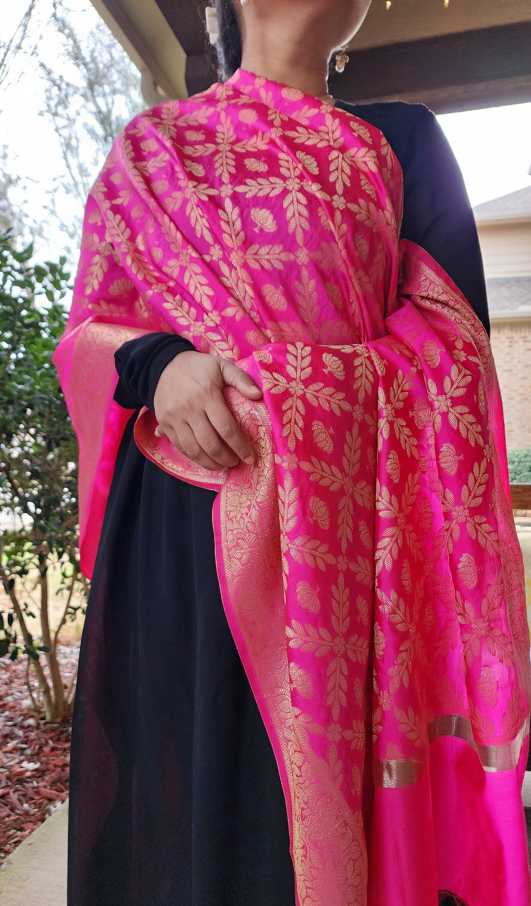 Banarasi Rani Pink Dupatta with gold handweaving