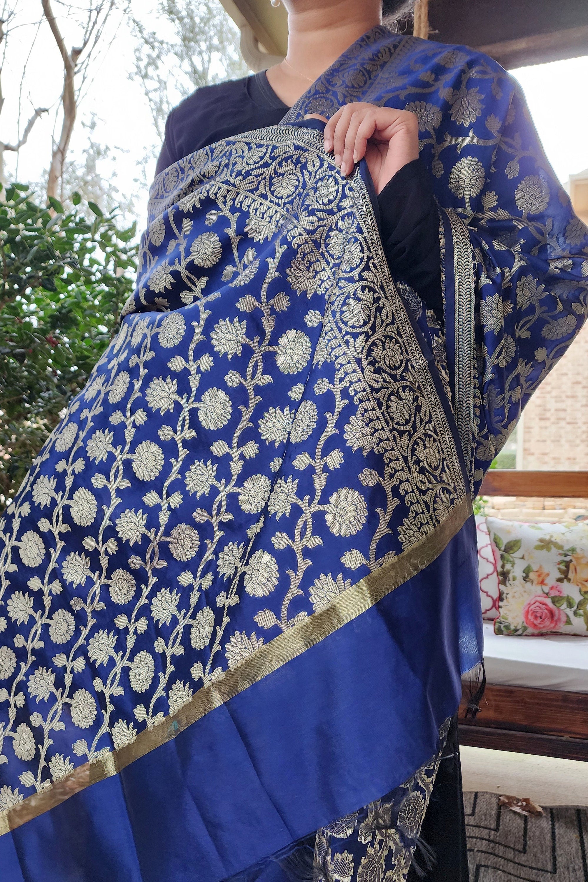 Banarasi Navy Blue Silk Dupatta with gold weaving