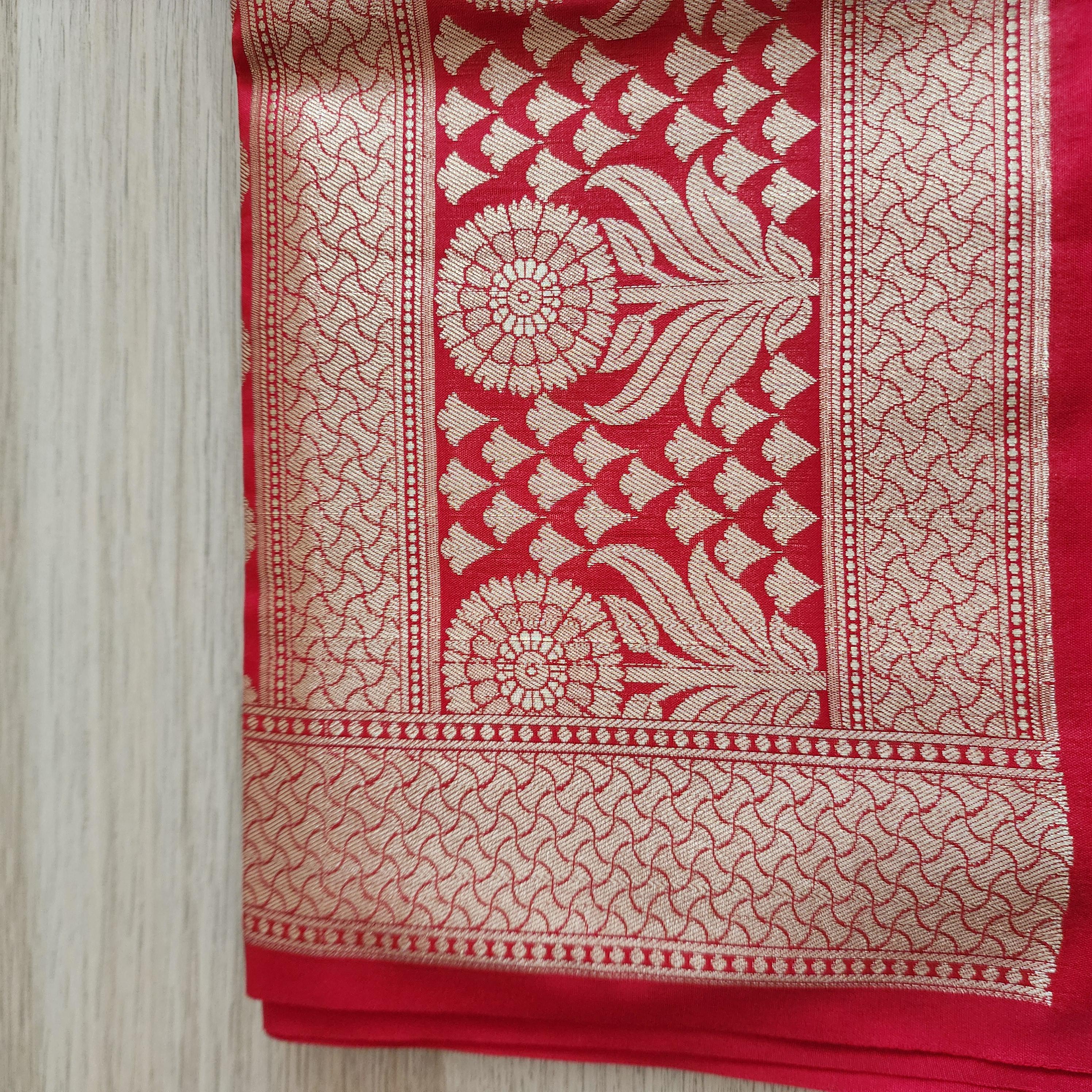 Banarasi Silk Red Dupatta with gold handweaving, Indian traditional and Festive designer dupatta, luxurious soft Banarsi dupatta