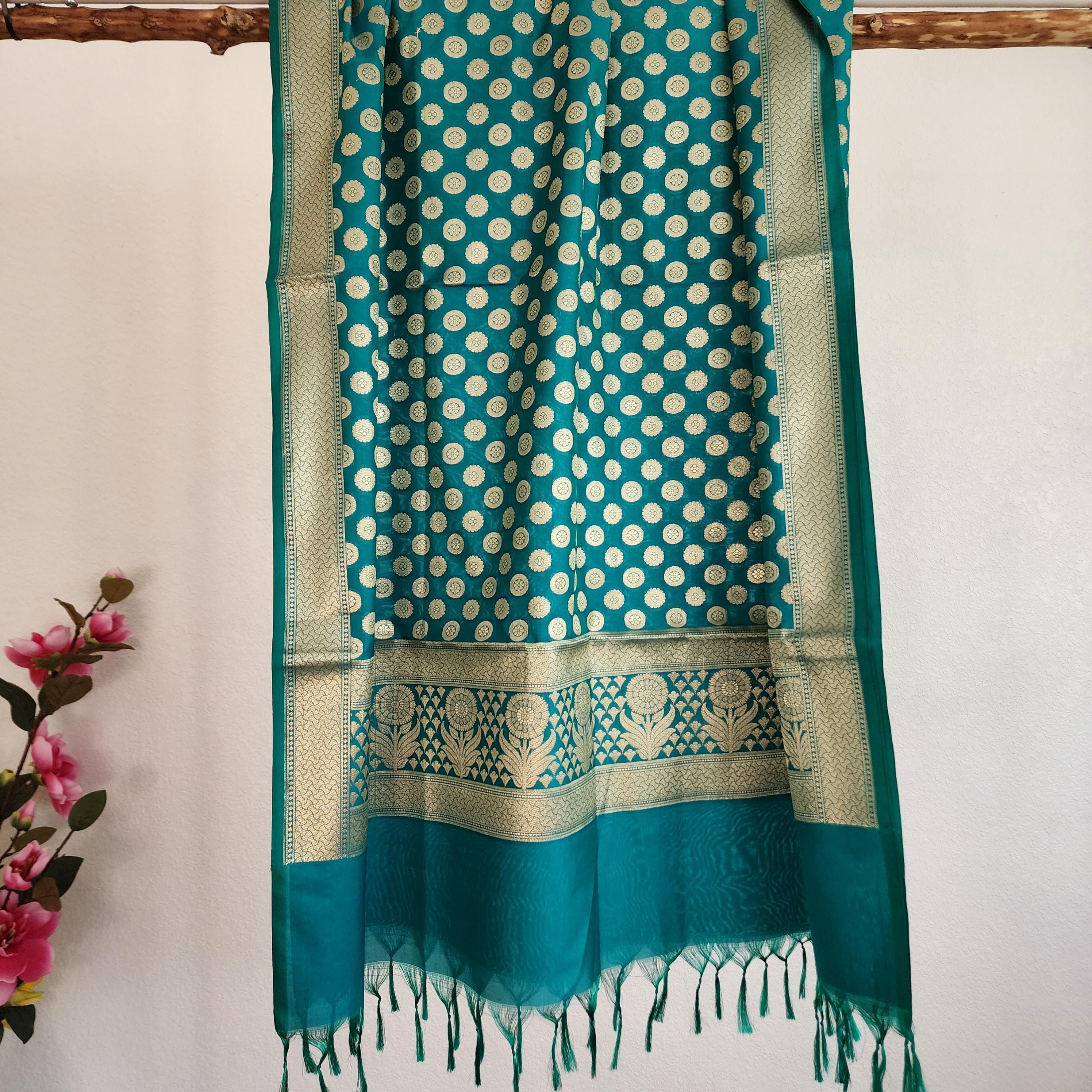 Banarasi Silk Rama Green Dupatta with gold handweaving, Indian traditional and Festive designer dupatta, luxurious soft Banarsi dupatta