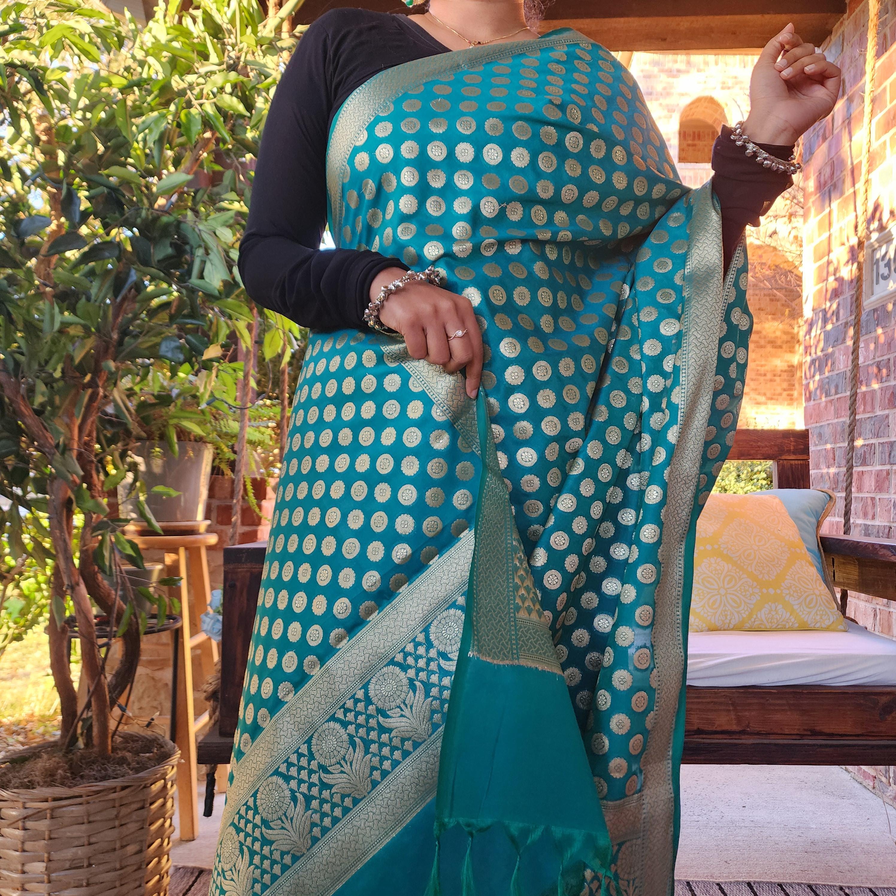 Banarasi Silk Rama Green Dupatta with gold handweaving, Indian traditional and Festive designer dupatta, luxurious soft Banarsi dupatta