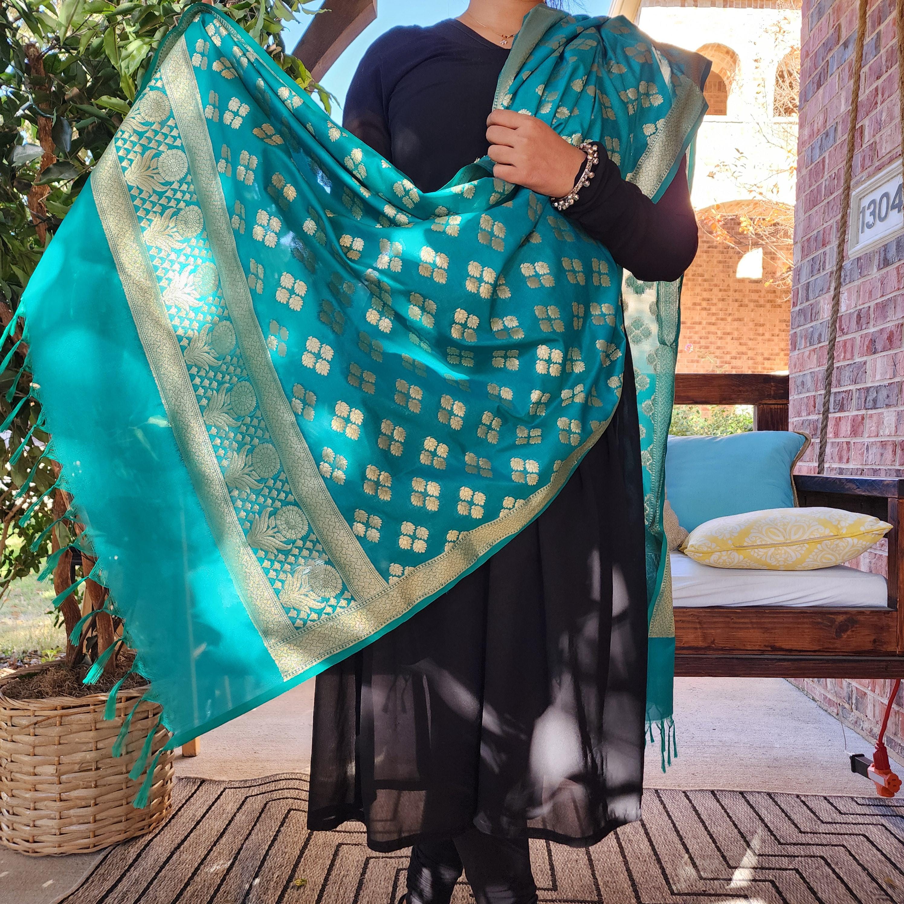 Banarasi Rama Green Color Dupatta with gold handweaving, Indian traditional and Festive designer dupatta, luxurious soft Banarsi dupatta
