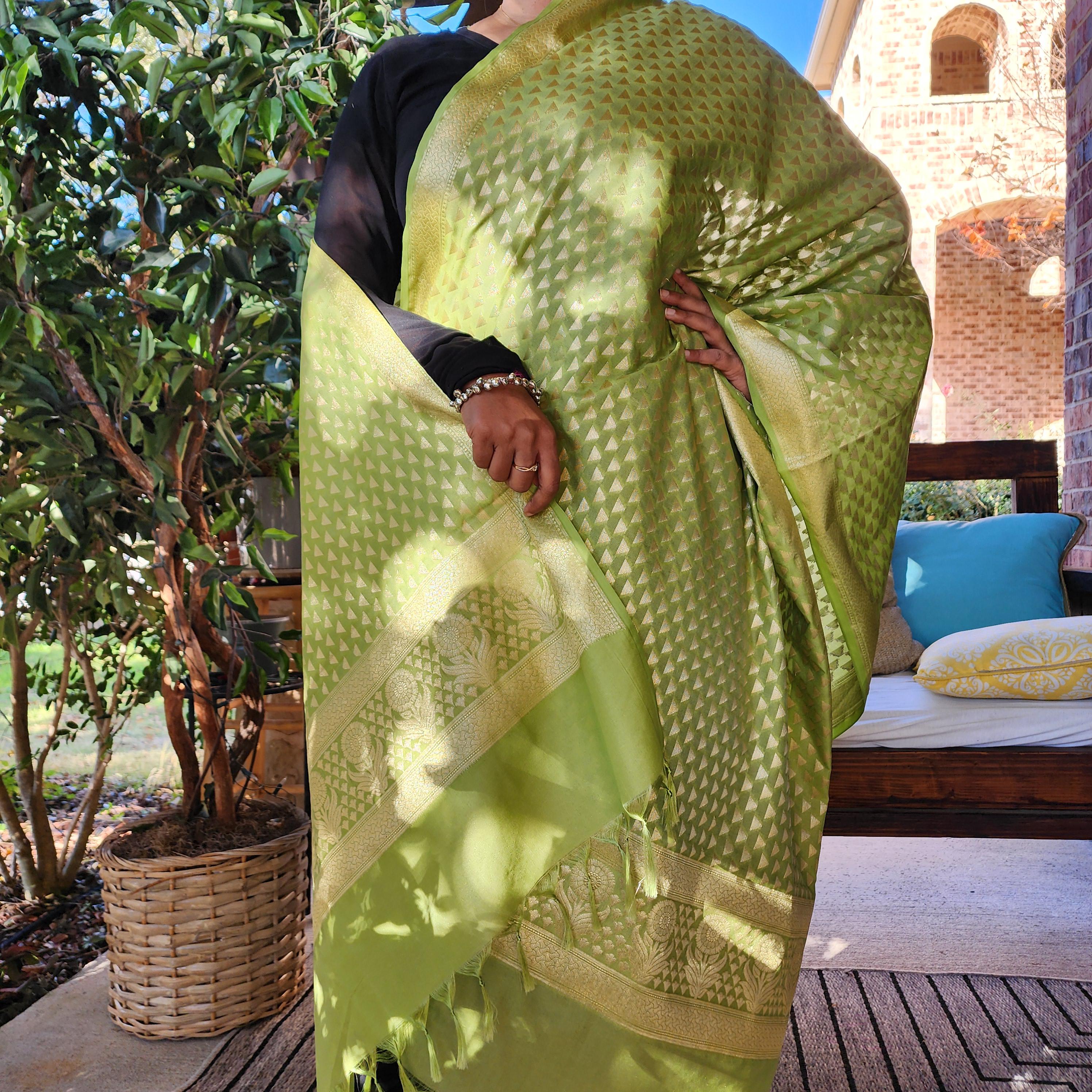 Banarasi Silk Pista Green Dupatta with gold handweaving, Indian traditional and Festive designer dupatta, luxurious soft Banarsi dupatta