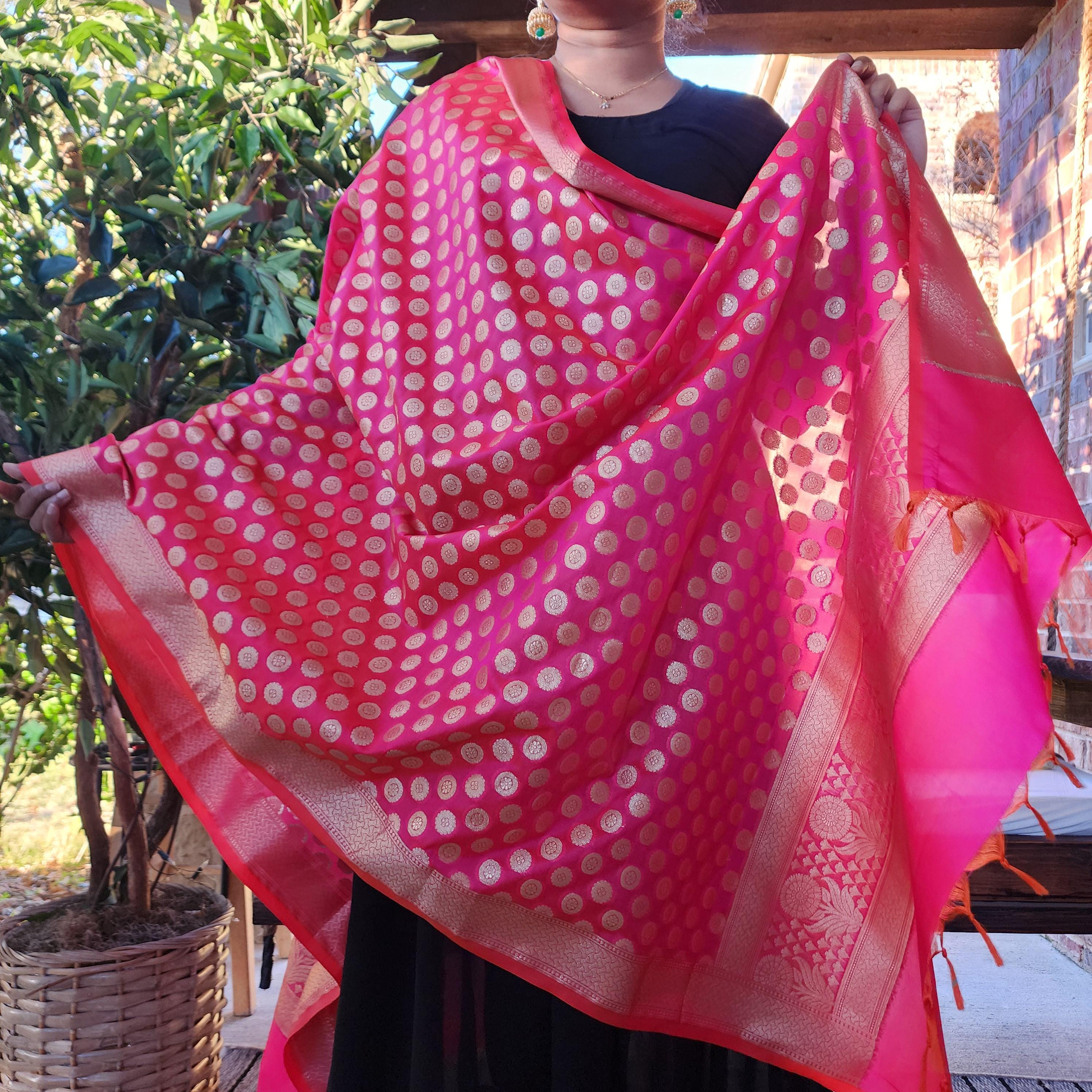 Banarasi Silk Pink Dupatta with gold handweaving, Indian traditional and Festive designer dupatta, luxurious soft Banarsi dupatta