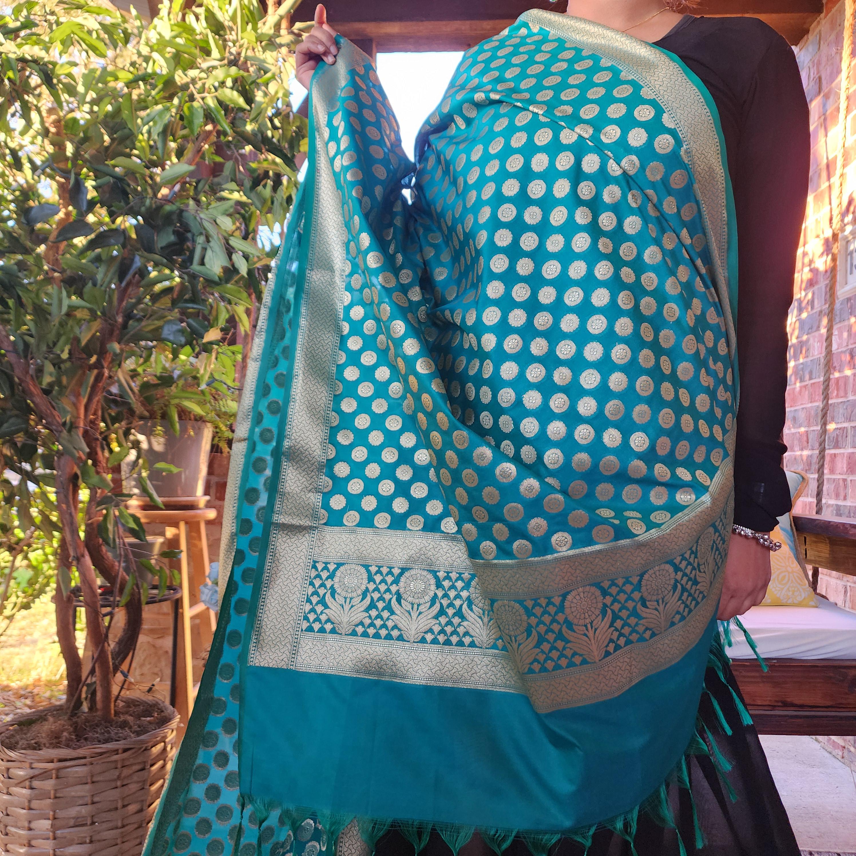 Banarasi Silk Rama Green Dupatta with gold handweaving, Indian traditional and Festive designer dupatta, luxurious soft Banarsi dupatta