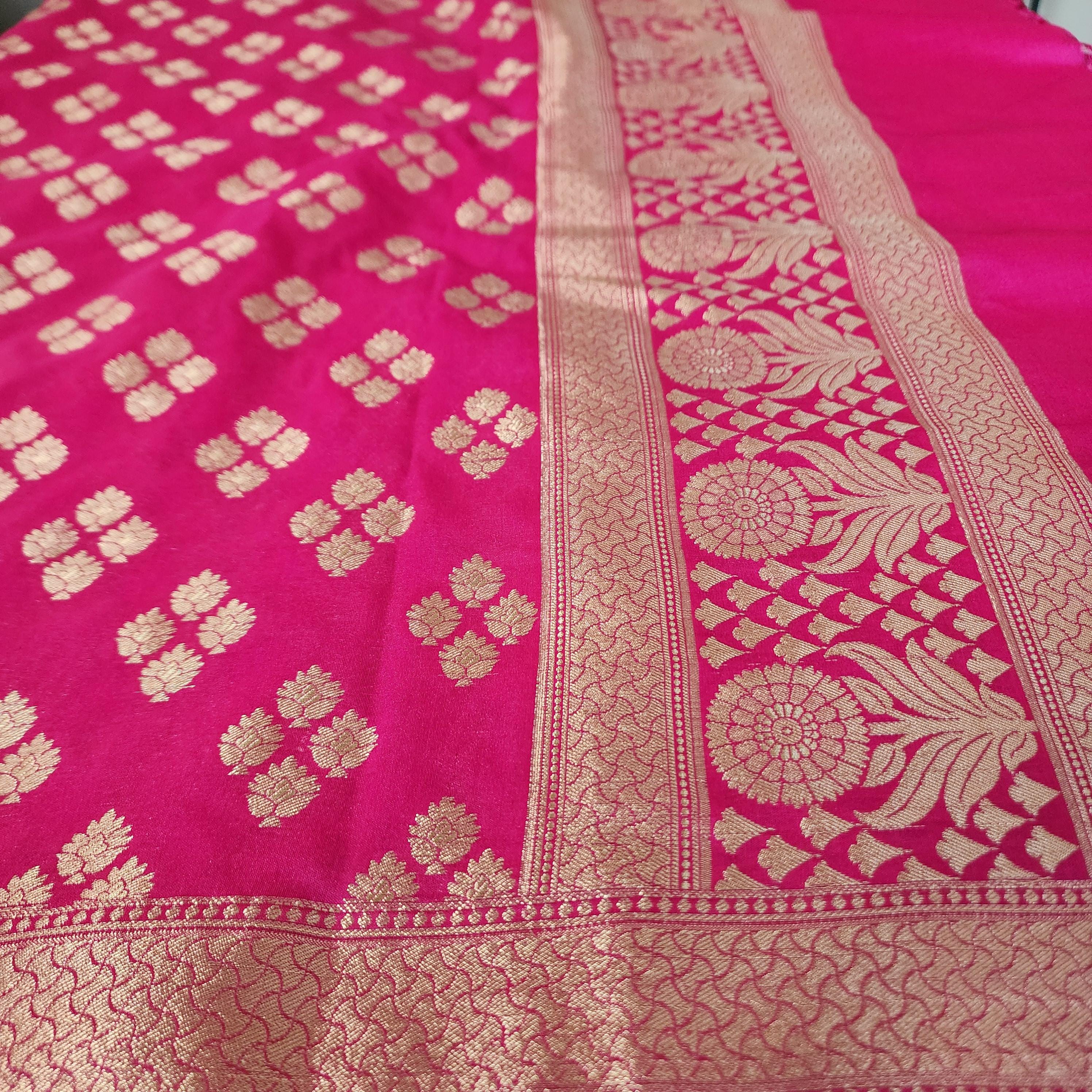 Banarasi Silk Rani Pink Color Dupatta with gold handweaving, Indian traditional and Festive designer dupatta, luxurious soft Banarsi dupatta