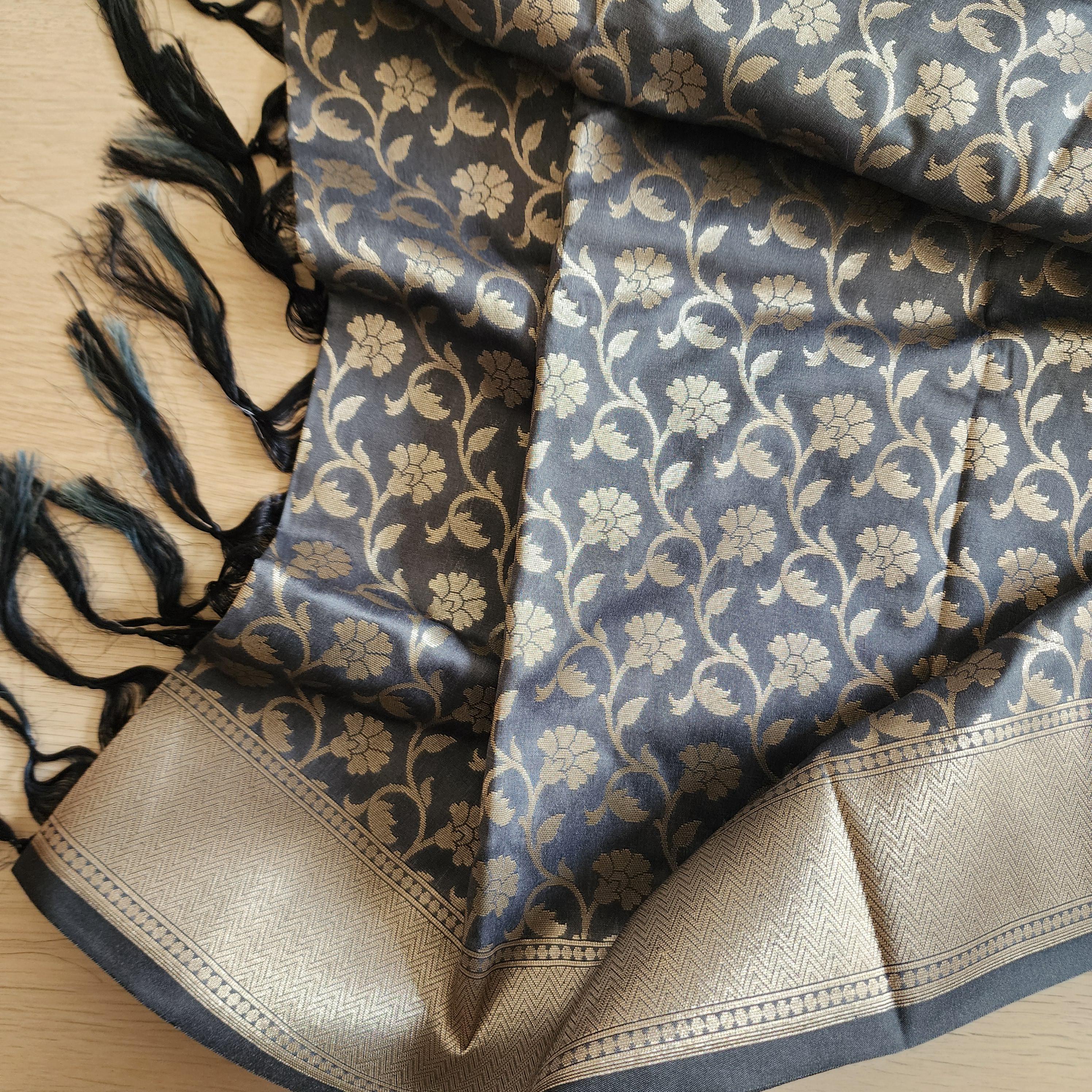 Banarasi Silk Gray Dupatta with gold handweaving, Indian traditional and Festive designer dupatta, luxurious soft Banarsi dupatta