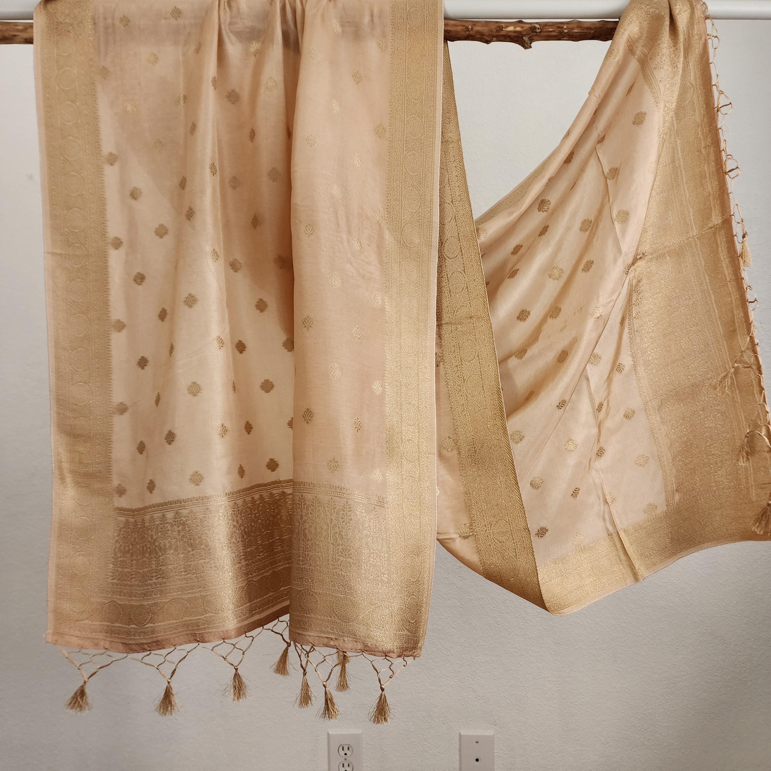 Banarasi Beige Dola Silk with Golden Zari border & Floral motifs