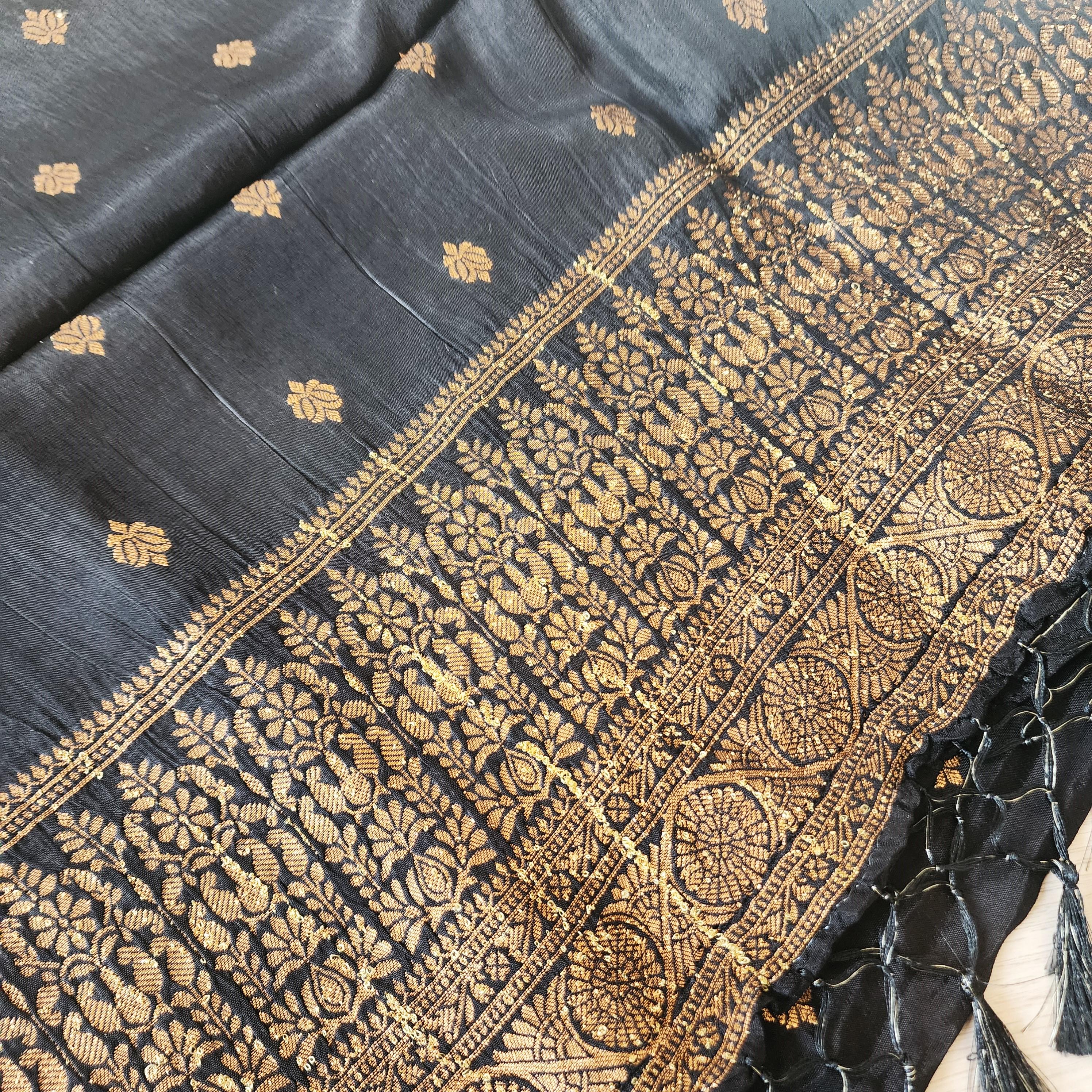 Banarasi Black Dola Silk with Golden Zari border & Floral motifs