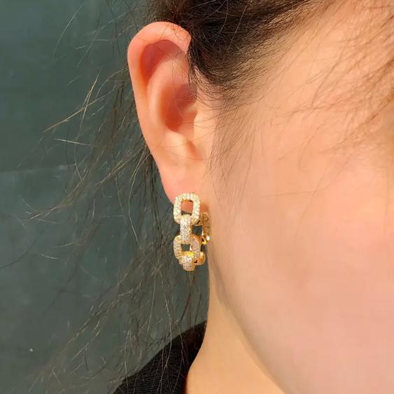 Baali style Earrings with Chain pattern