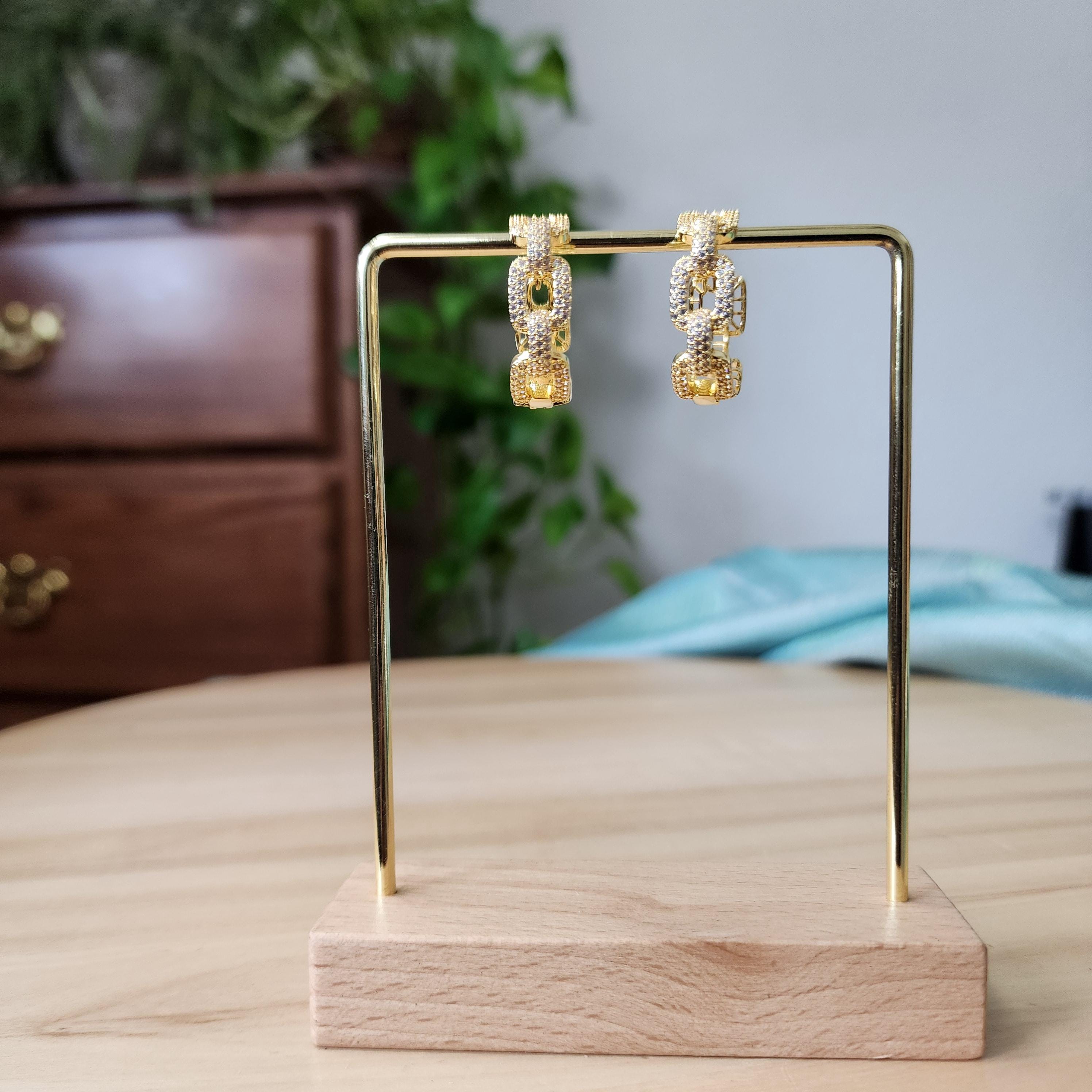 Baali style Earrings with Chain pattern