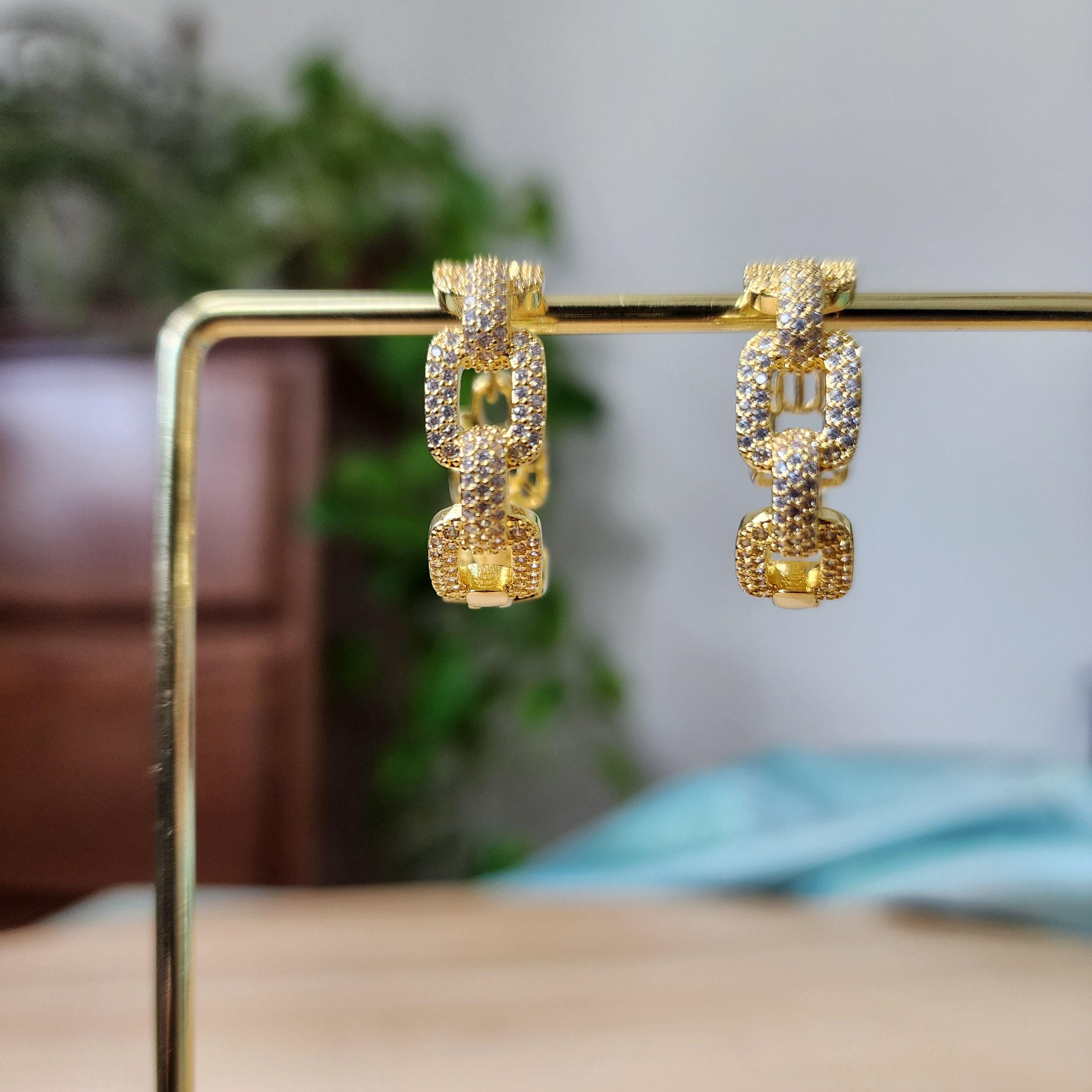 Baali style Earrings with Chain pattern