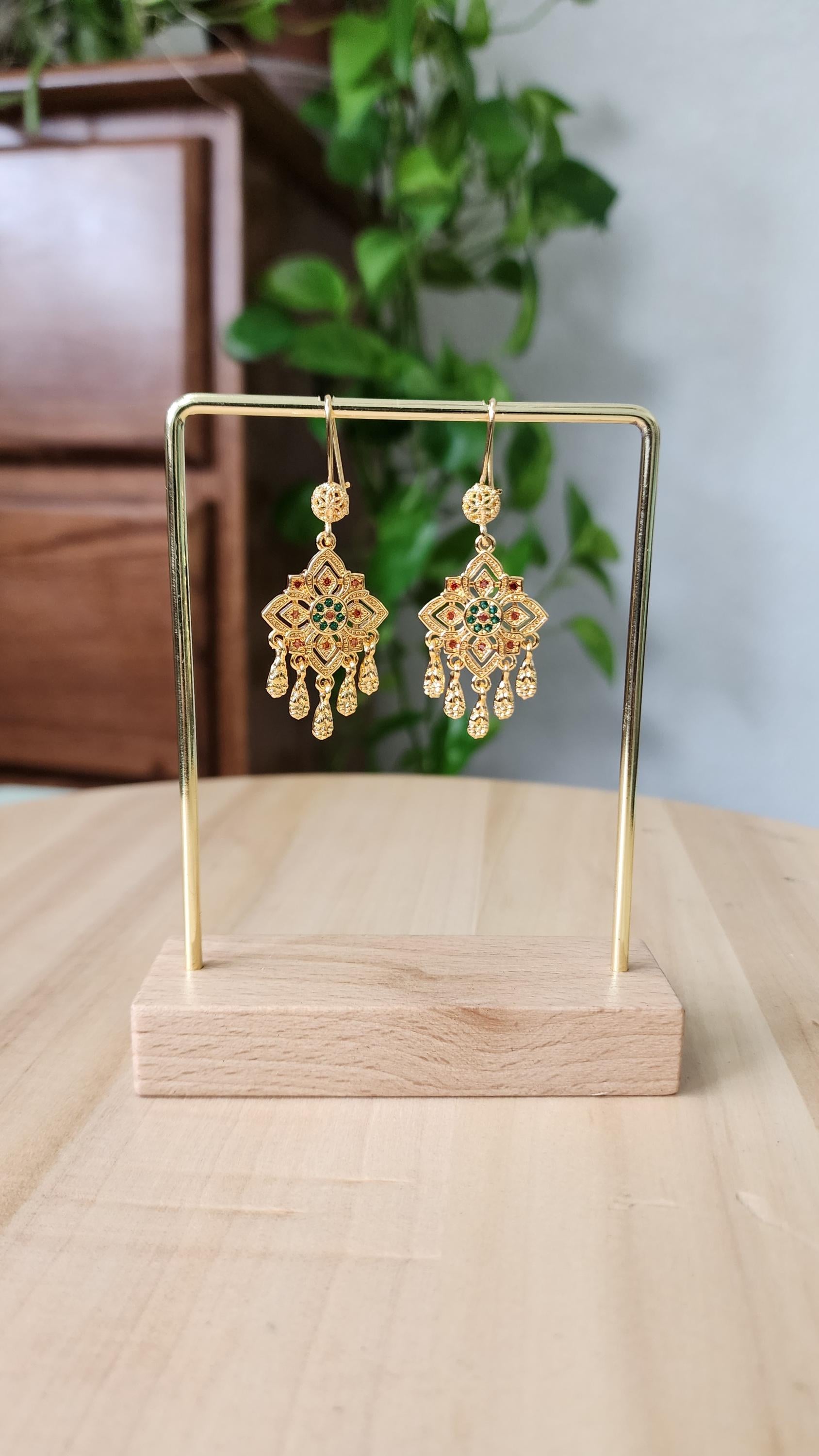 Vintage Style Golden Droplet Earrings