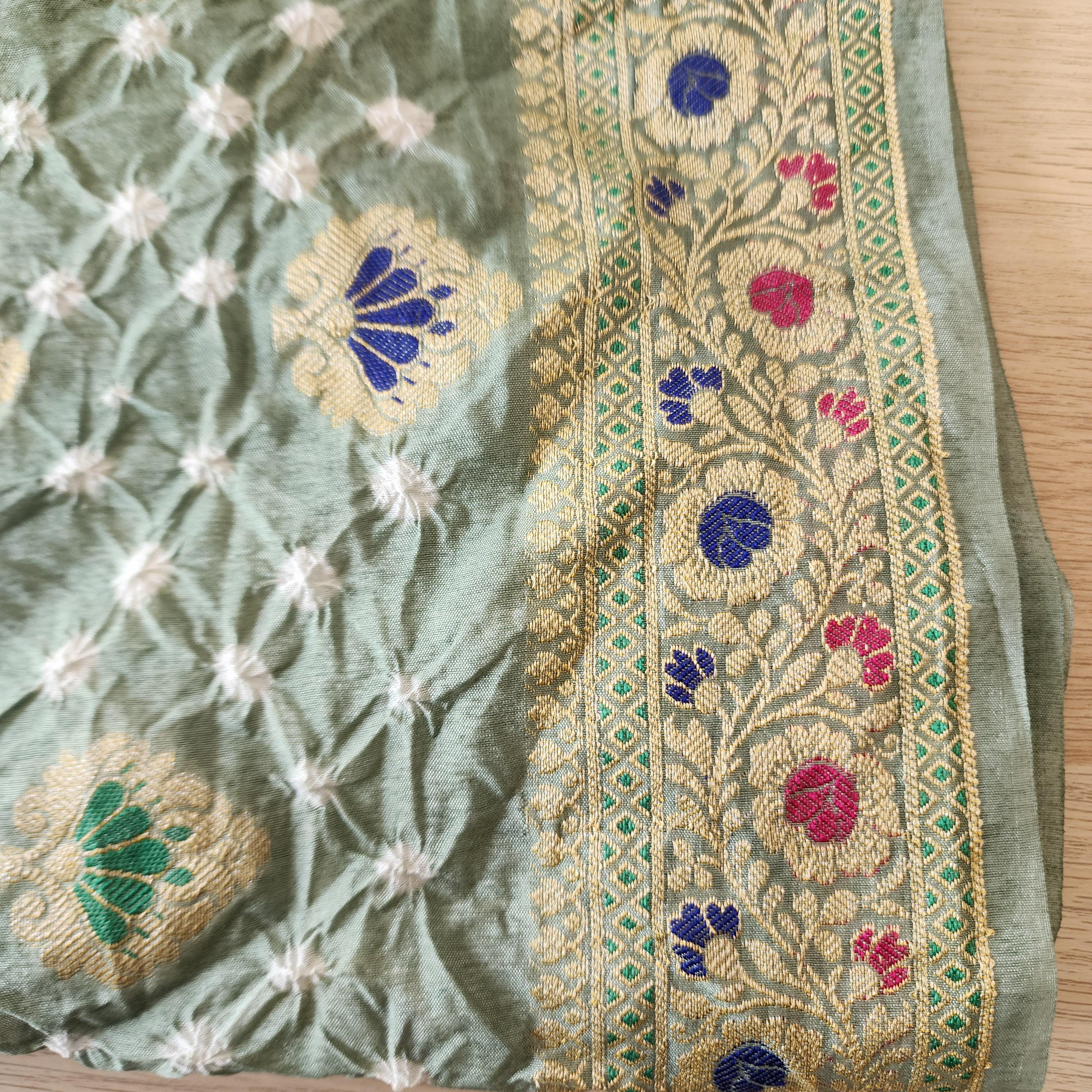 Banarasi Handwoven Bandhni Dupatta in Gray