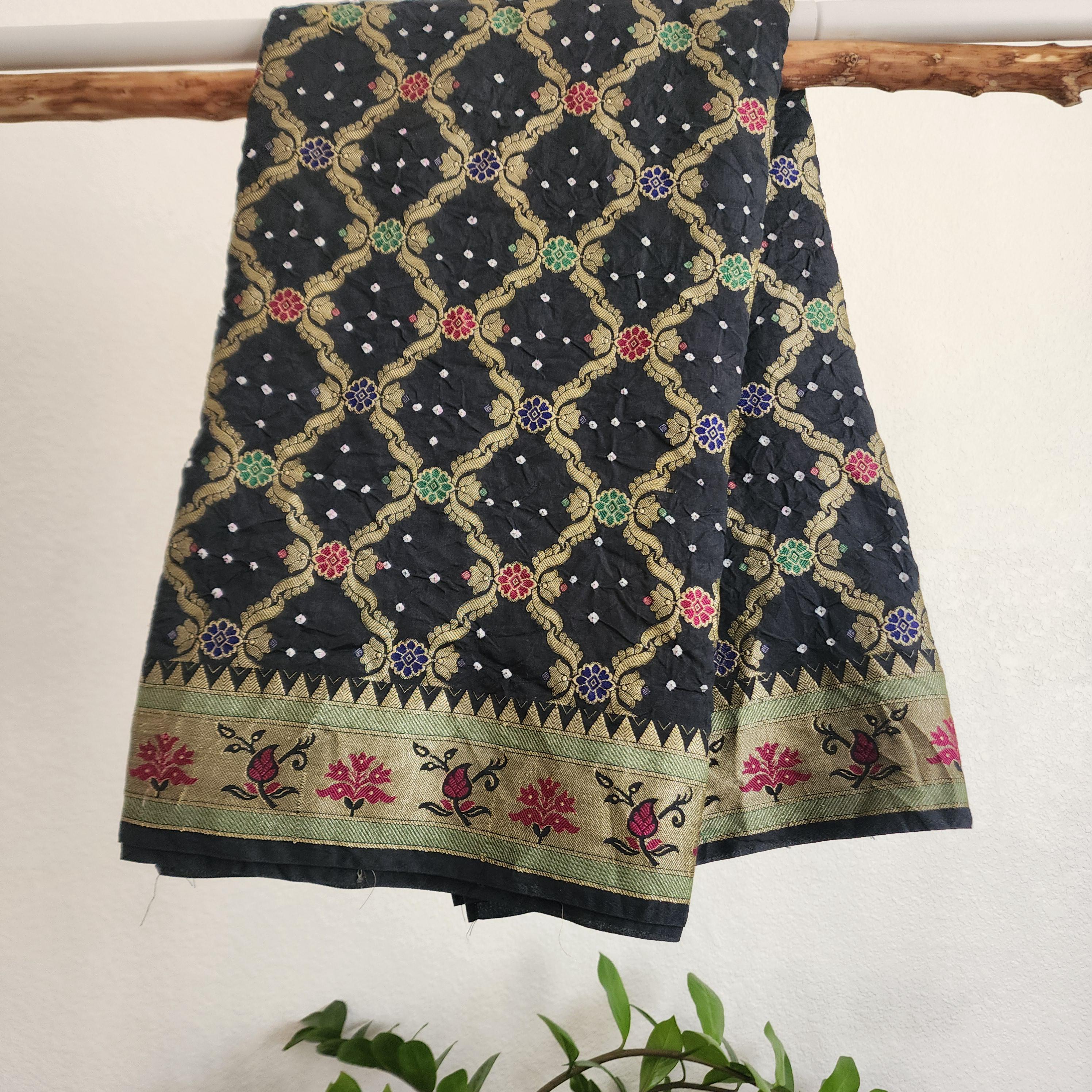 Banarasi Handwoven Bandhni Dupatta in Gunmetal Gray