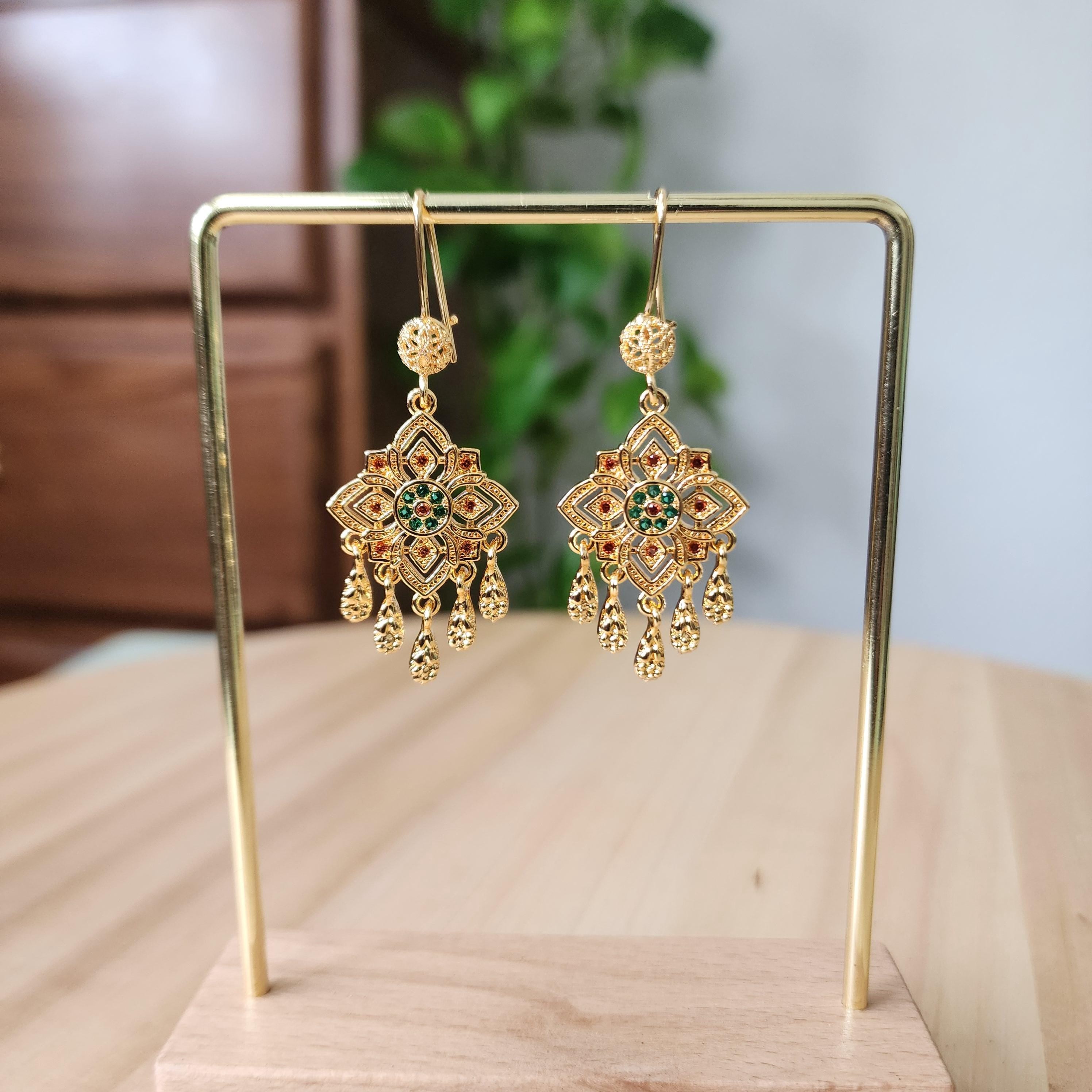 Vintage Style Golden Droplet Earrings