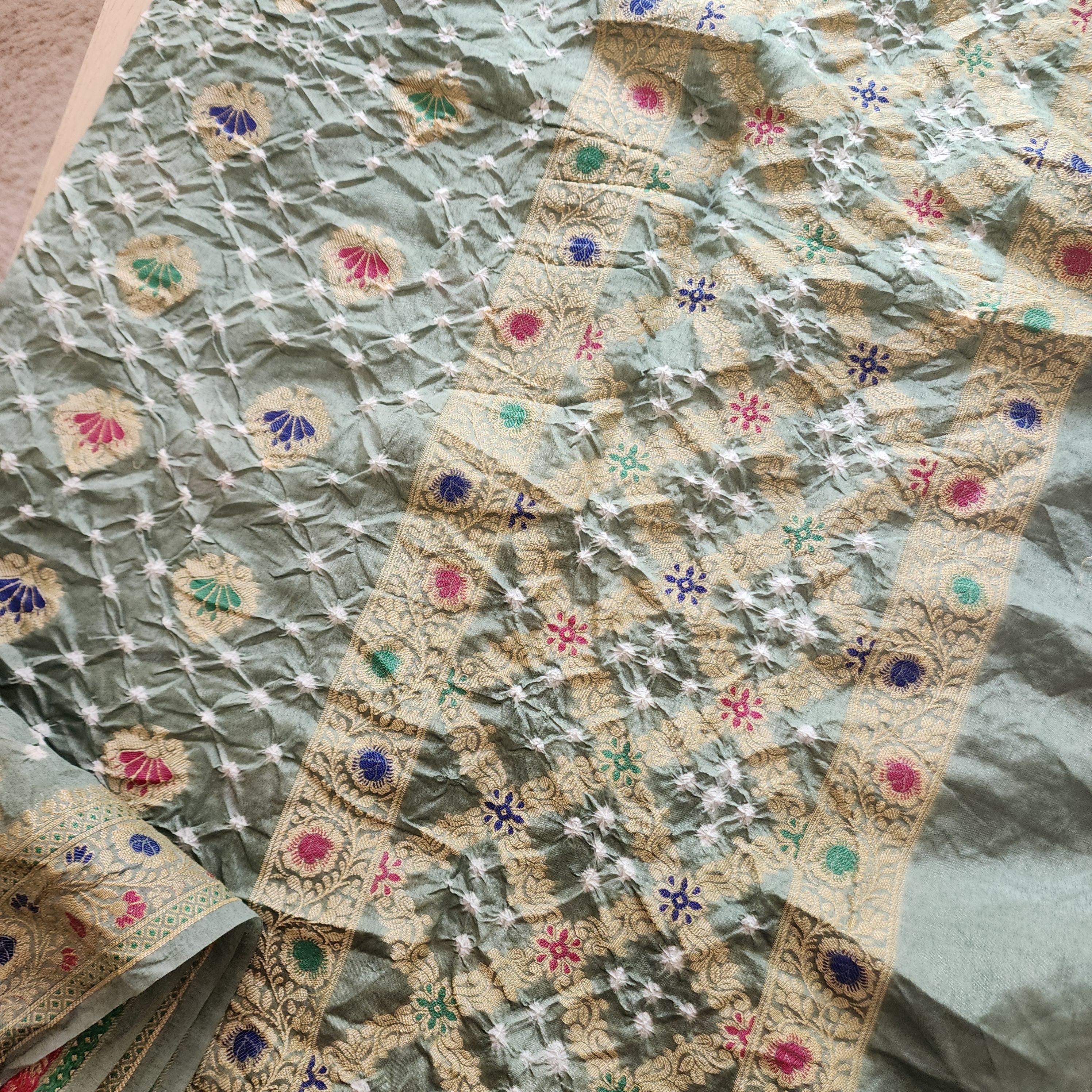 Banarasi Handwoven Bandhni Dupatta in Gray