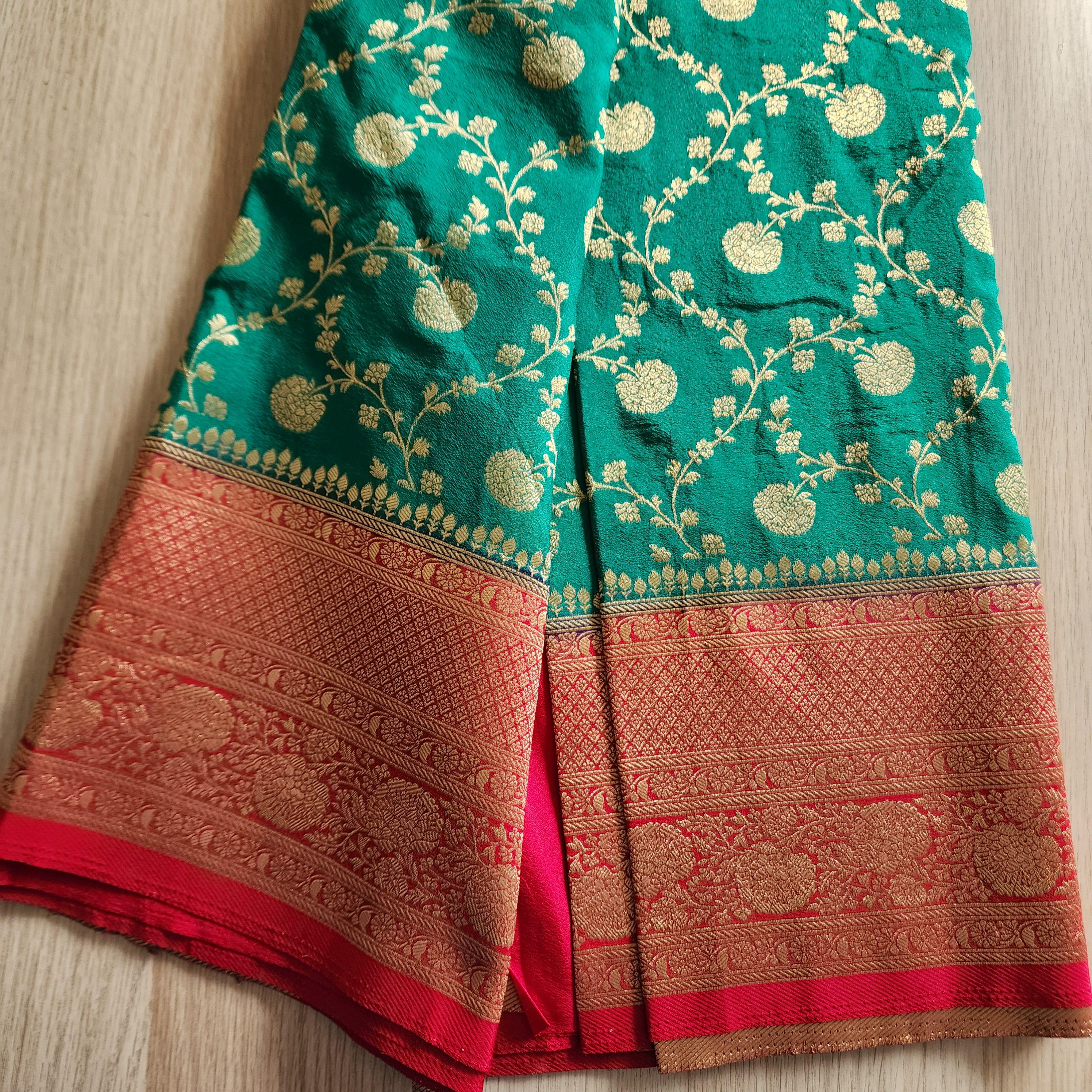 Emerald Green Banarasi Saree with traditional Red Jaal border