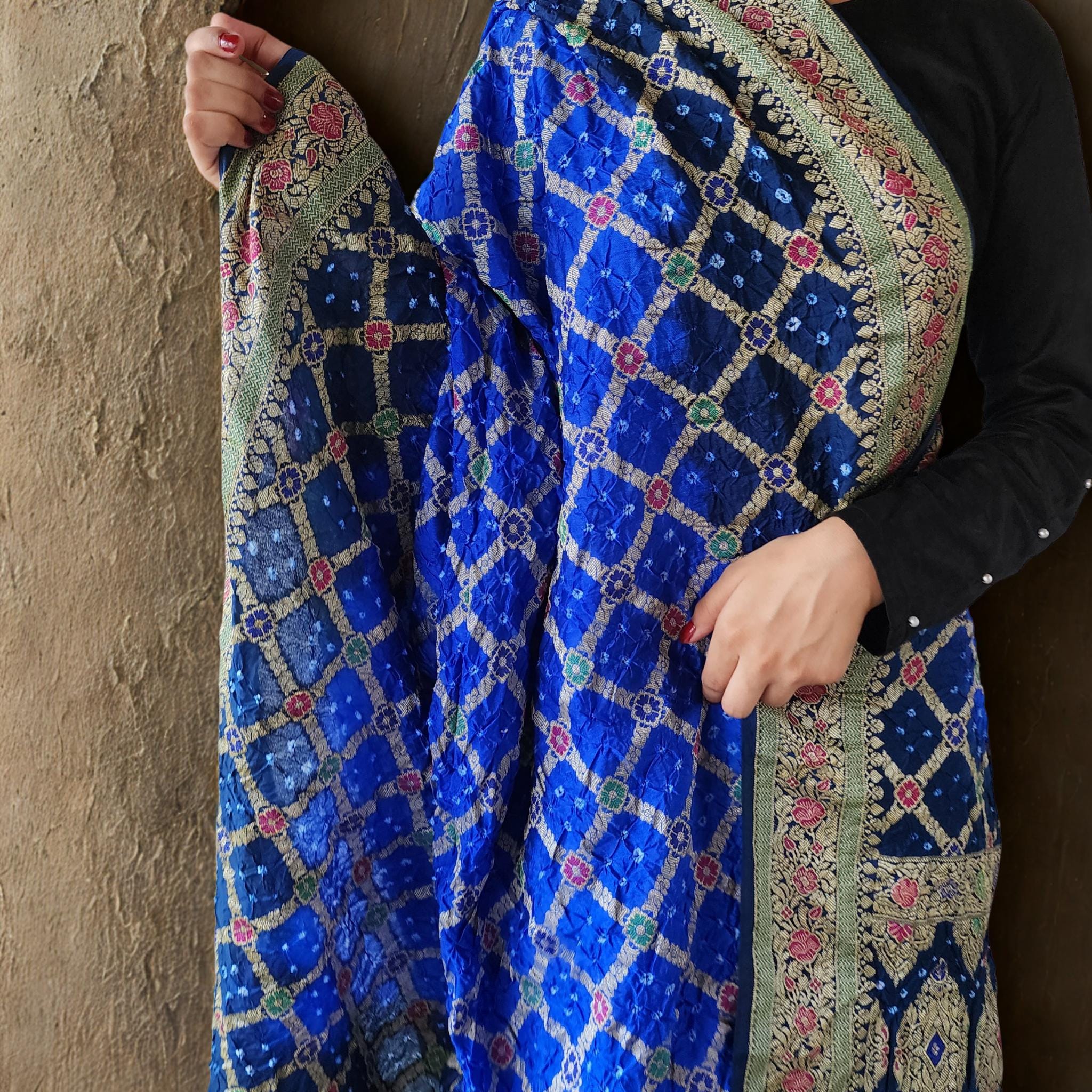 Dual-toned Royal Blue & Navy Bandhni dupatta with Banarasi Meenakari work