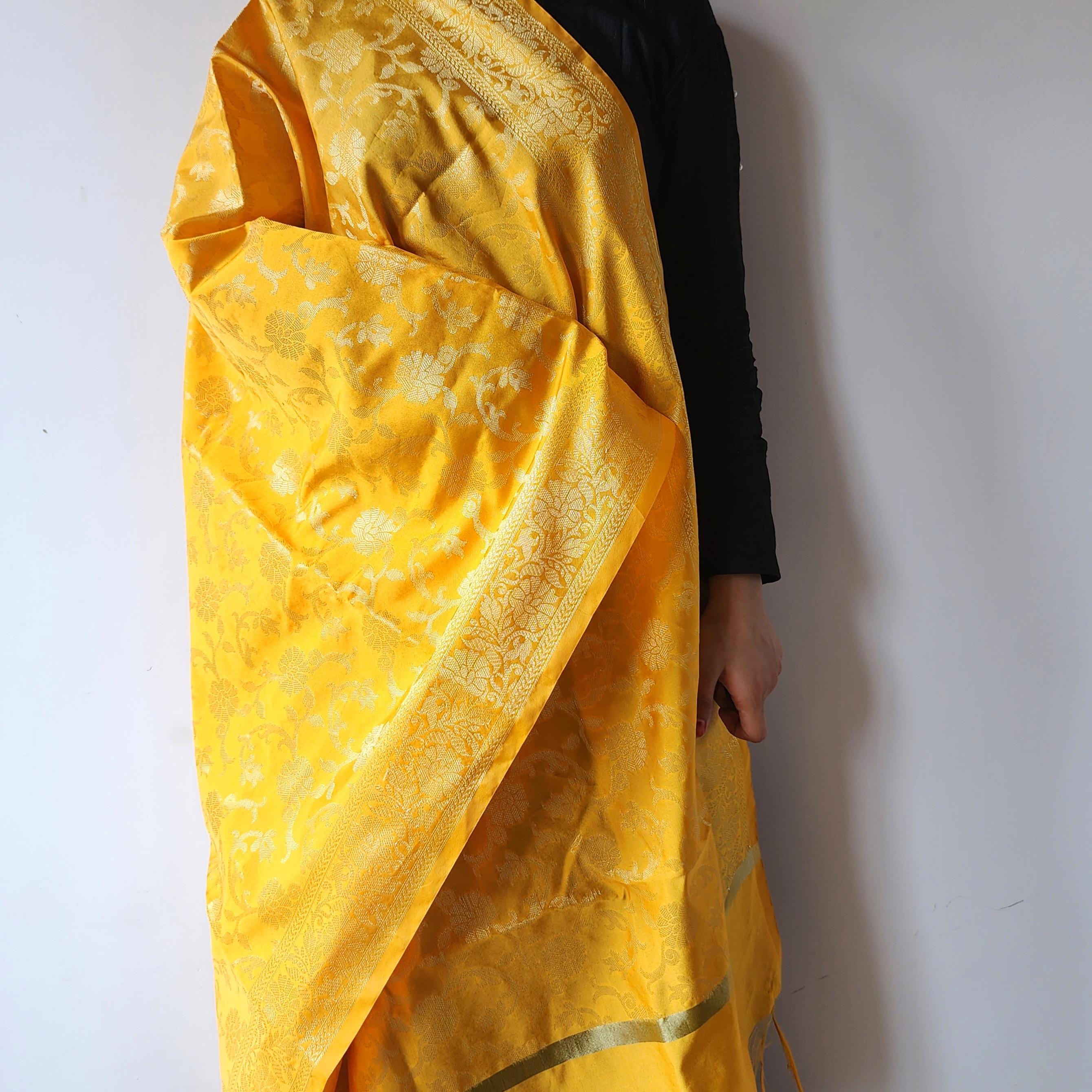 Yellow Banarasi Dupatta with Gold Floral Weave Perfect for Evening Wear and Special Occasions