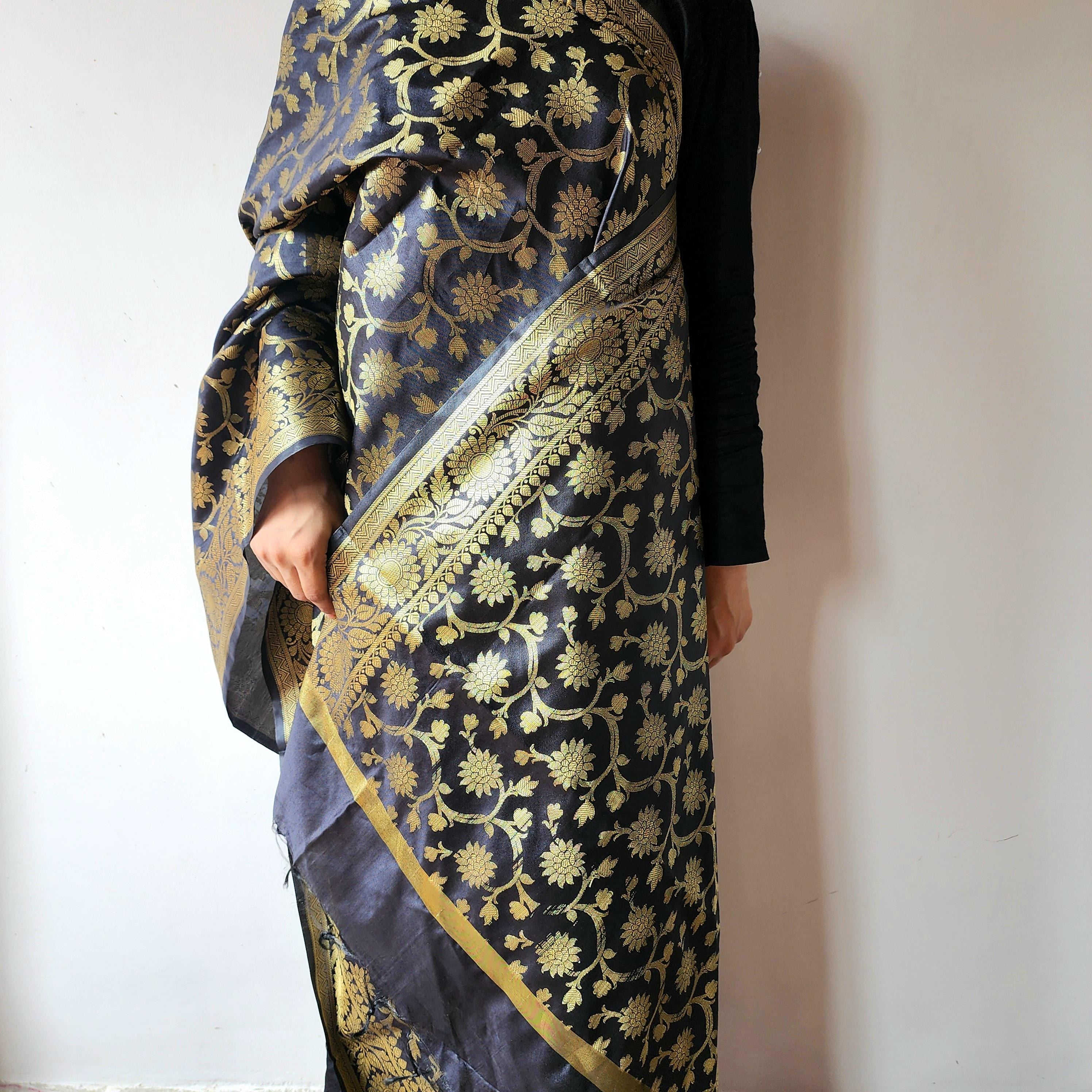 Black Banarasi Dupatta with Gold Floral Weave Perfect for Evening Wear and Special Occasions